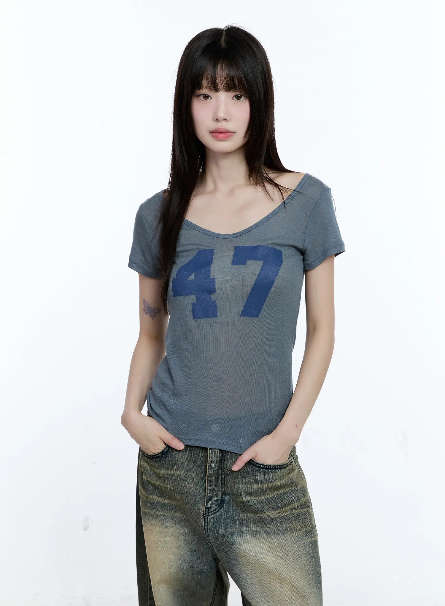 47 Graphic Loose-Fit T-Shirt CG507 - Image 2