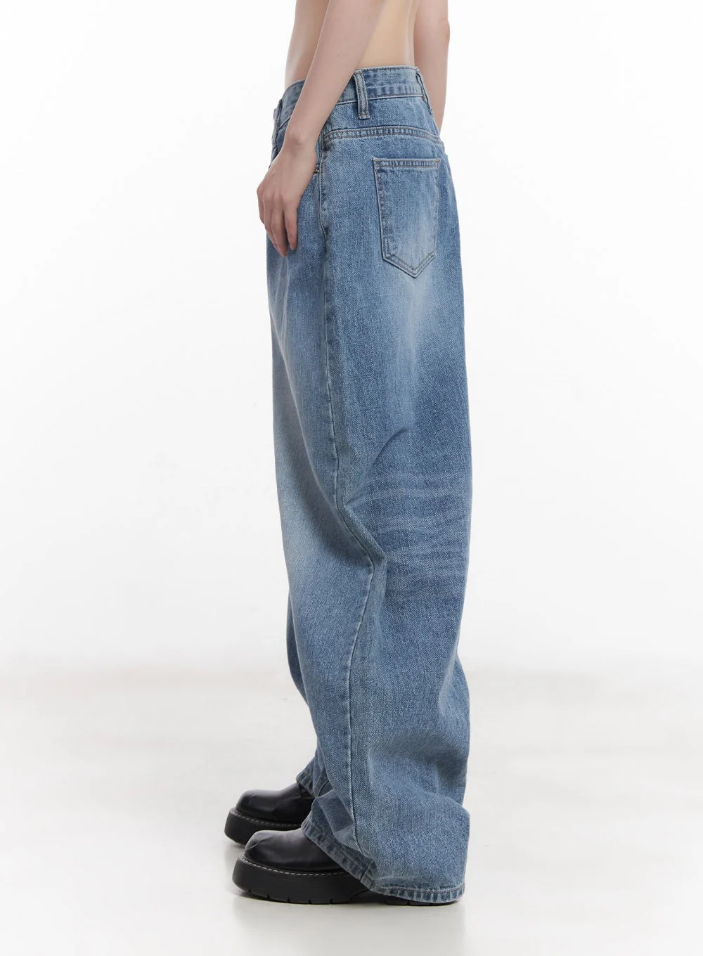 Alessa Washed Wide-Fit Baggy Jeans CU505 - Image 5