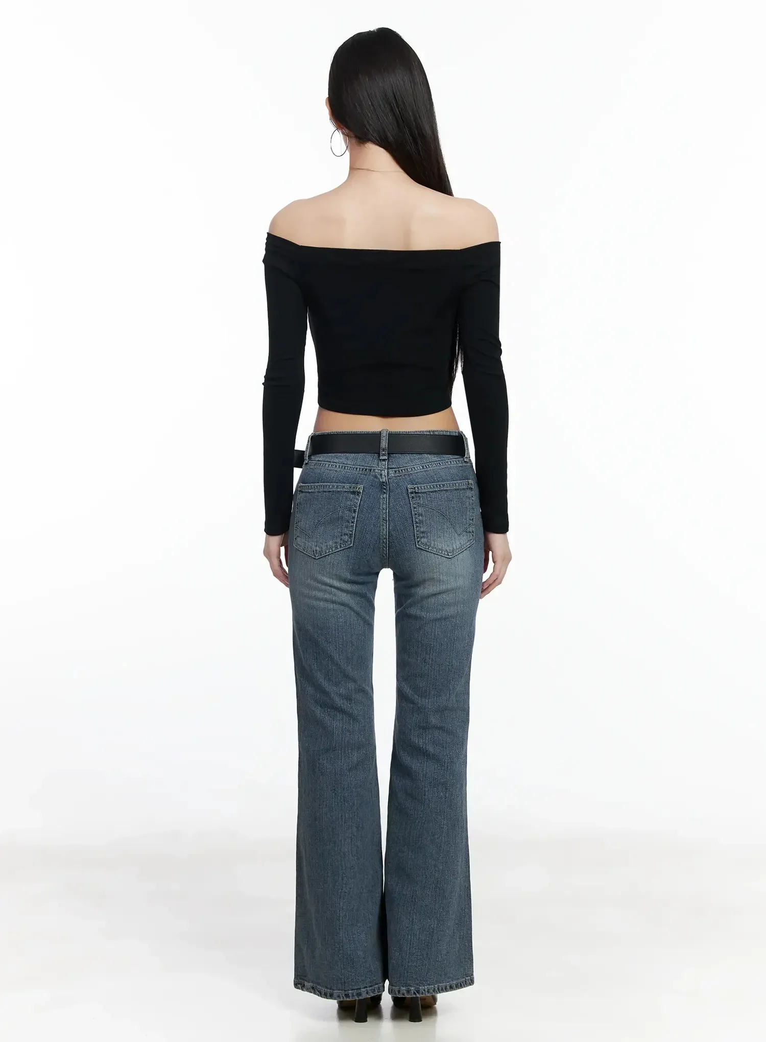 Amaris Low-Rise Bootcut Flared Jeans IM503 - Image 9