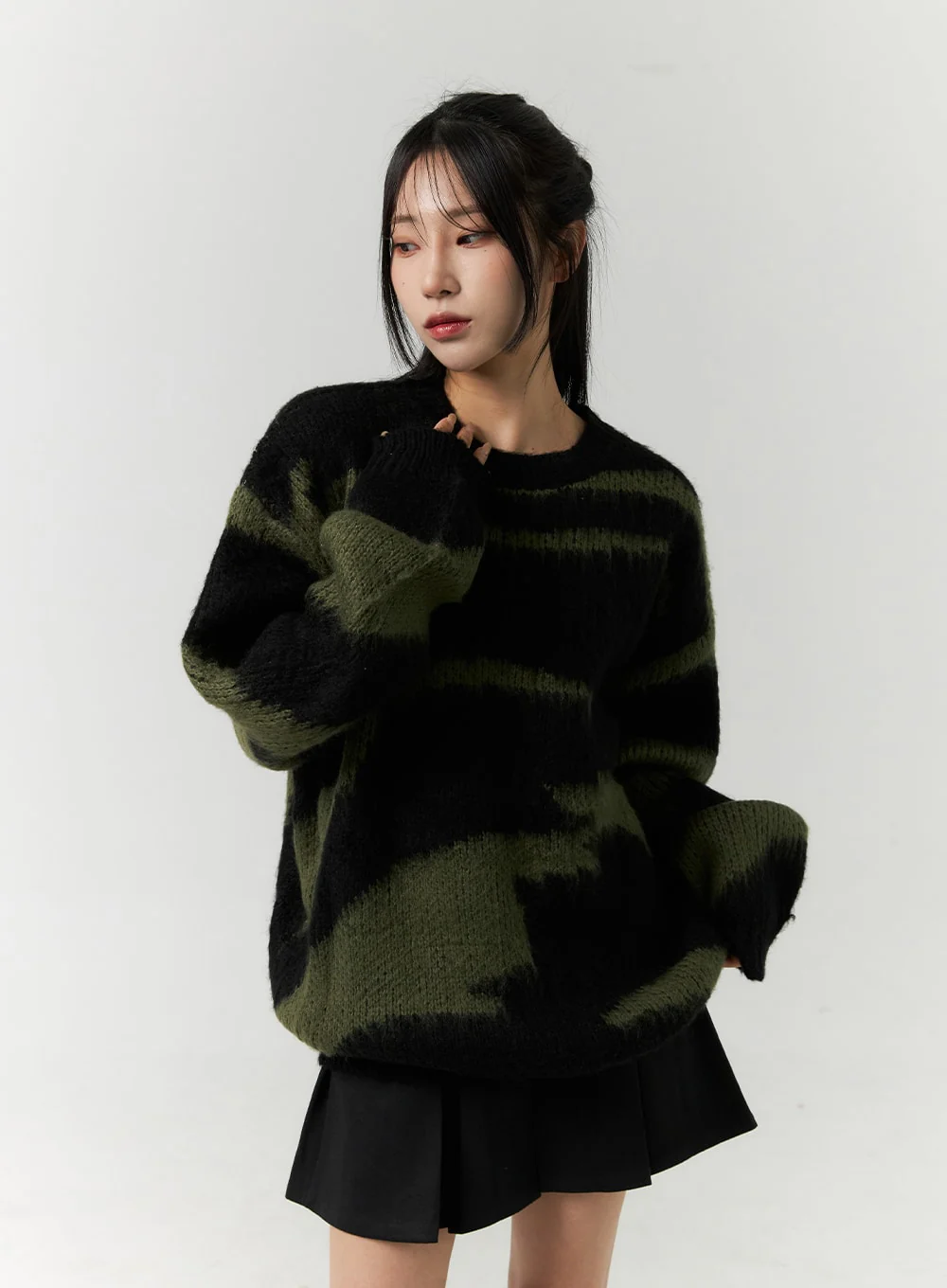 Animal Pattern Knit Sweater CN321 - Image 5