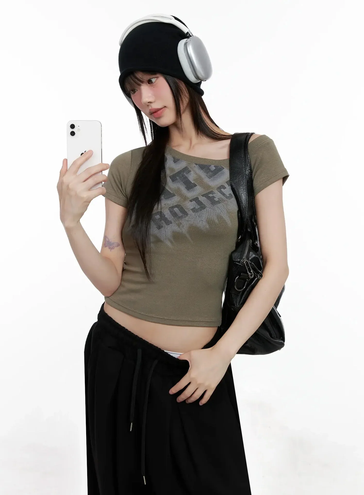 Asymmetric Off-Shoulder Graphic Top IL528