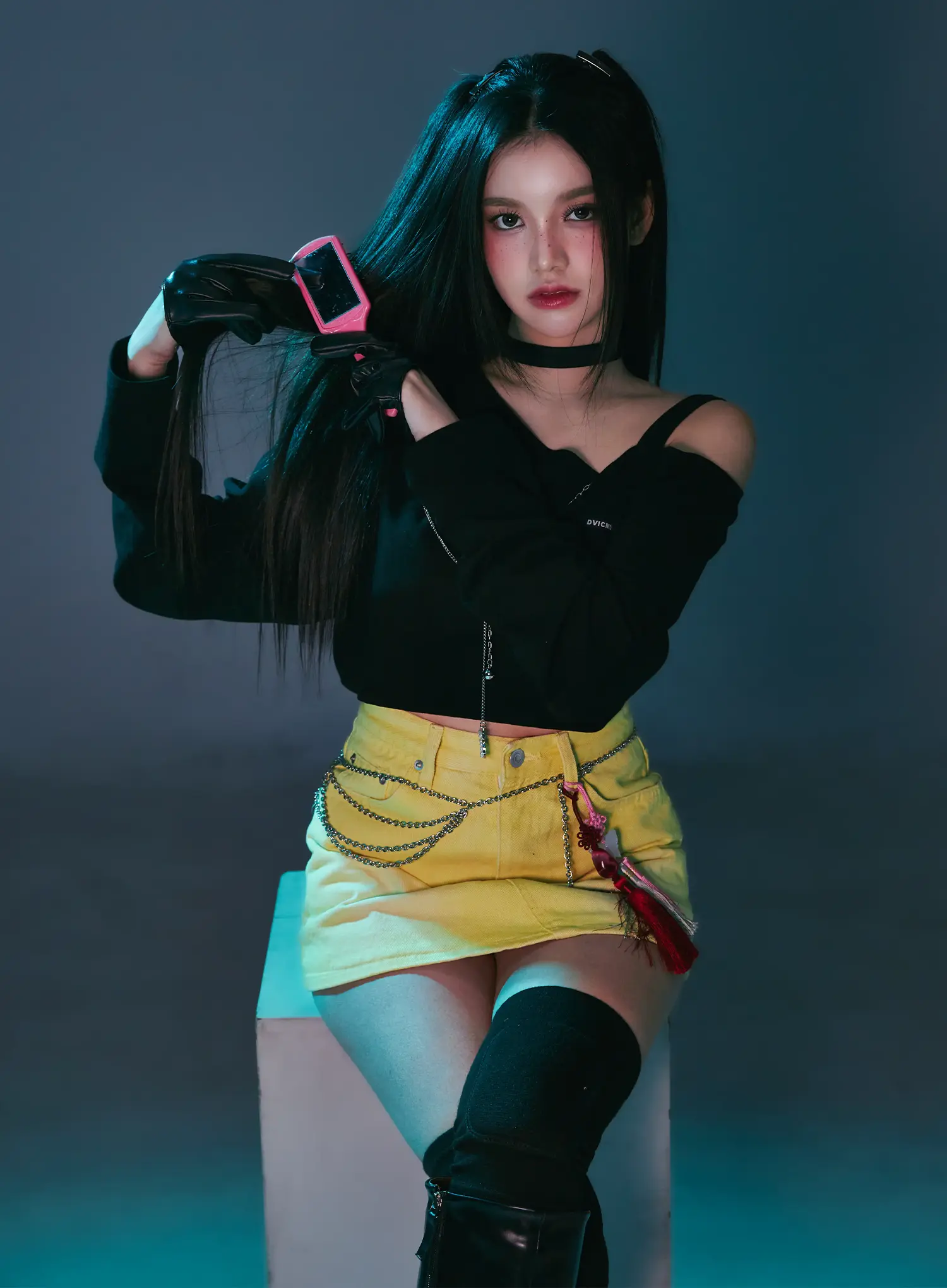 Asymmetrical Off-Shoulder Crop Top CS525