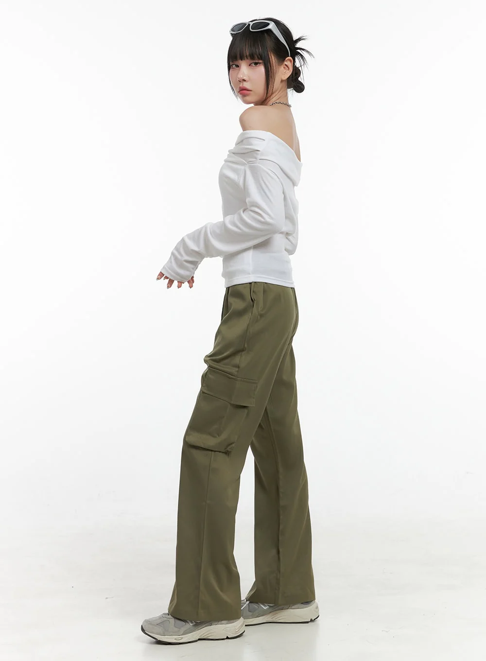 Banded Pocket Boot-Cut Cargo Pants OS410 - Image 4