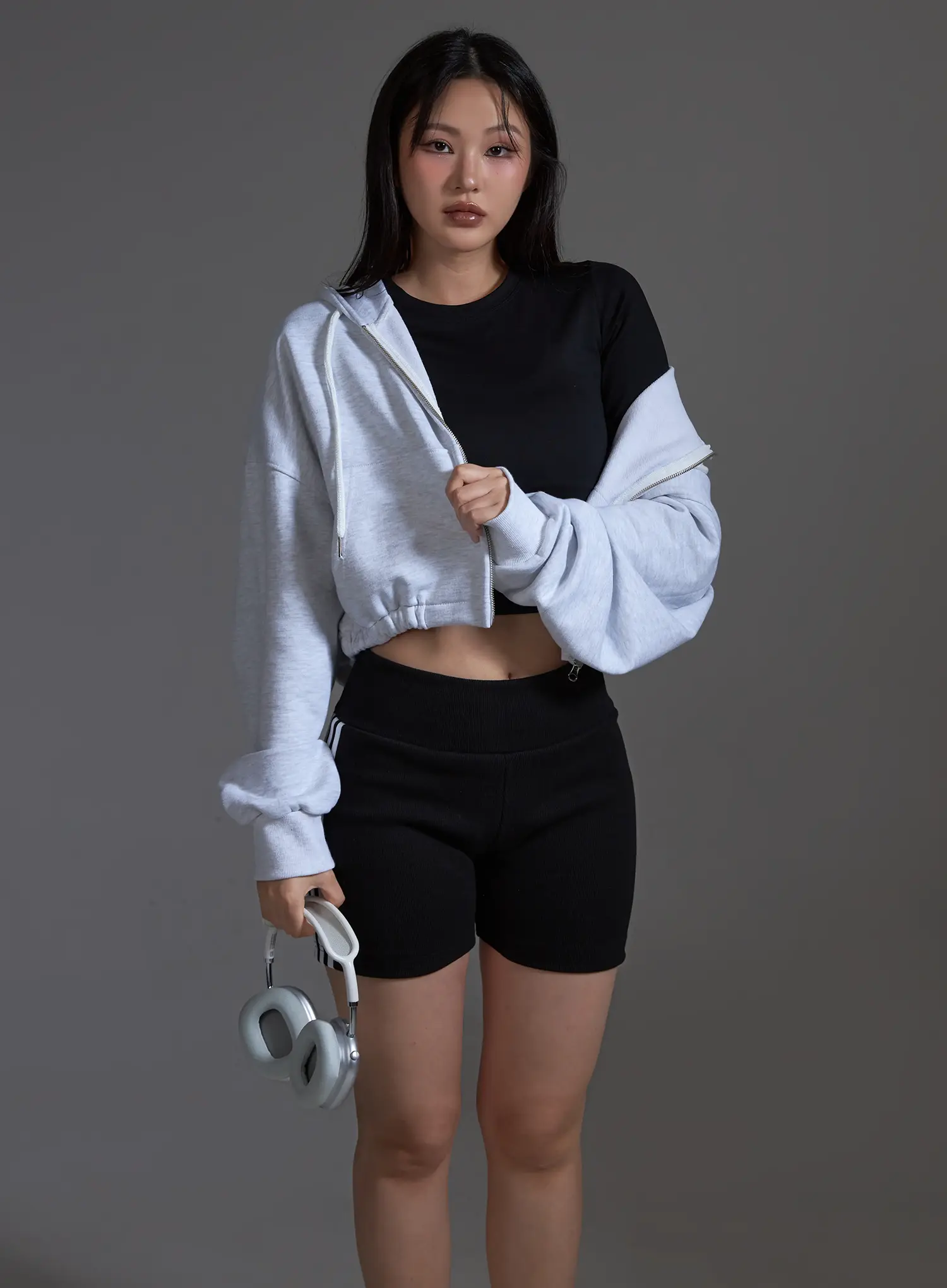 Basic Fitted Crop T-Shirt (Black) IO517 - Image 12