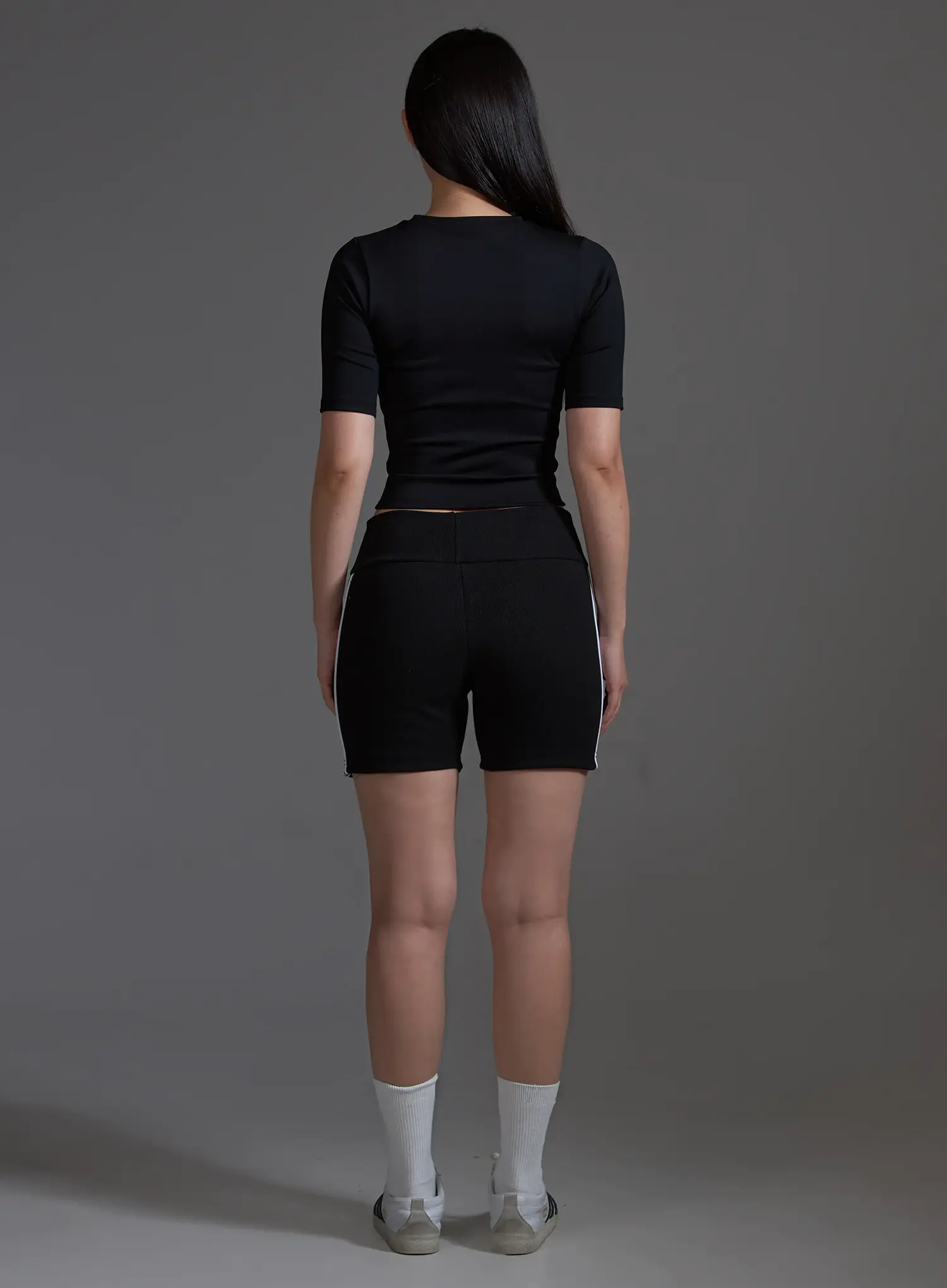 Basic Fitted Crop T-Shirt (Black) IO517 - Image 7