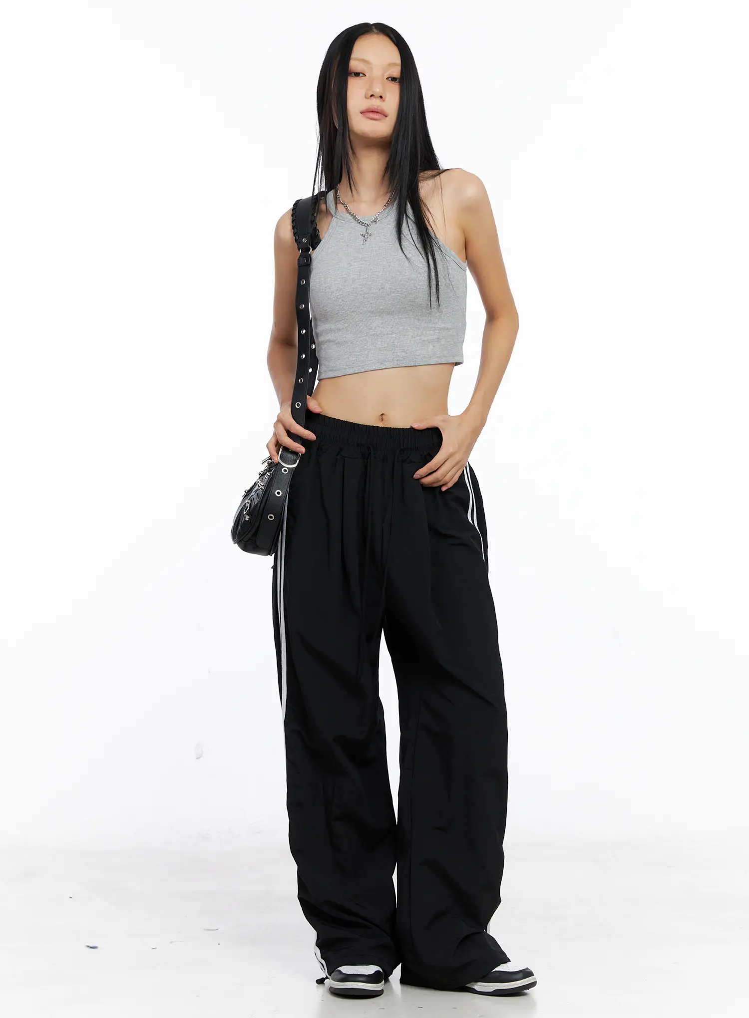 Basic Halter Crop Top CS509 - Image 4