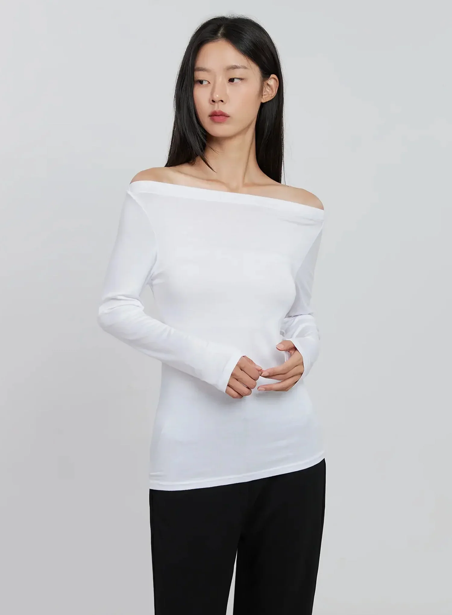 Basic Off-Shoulder Long Tee IN507 - Image 2