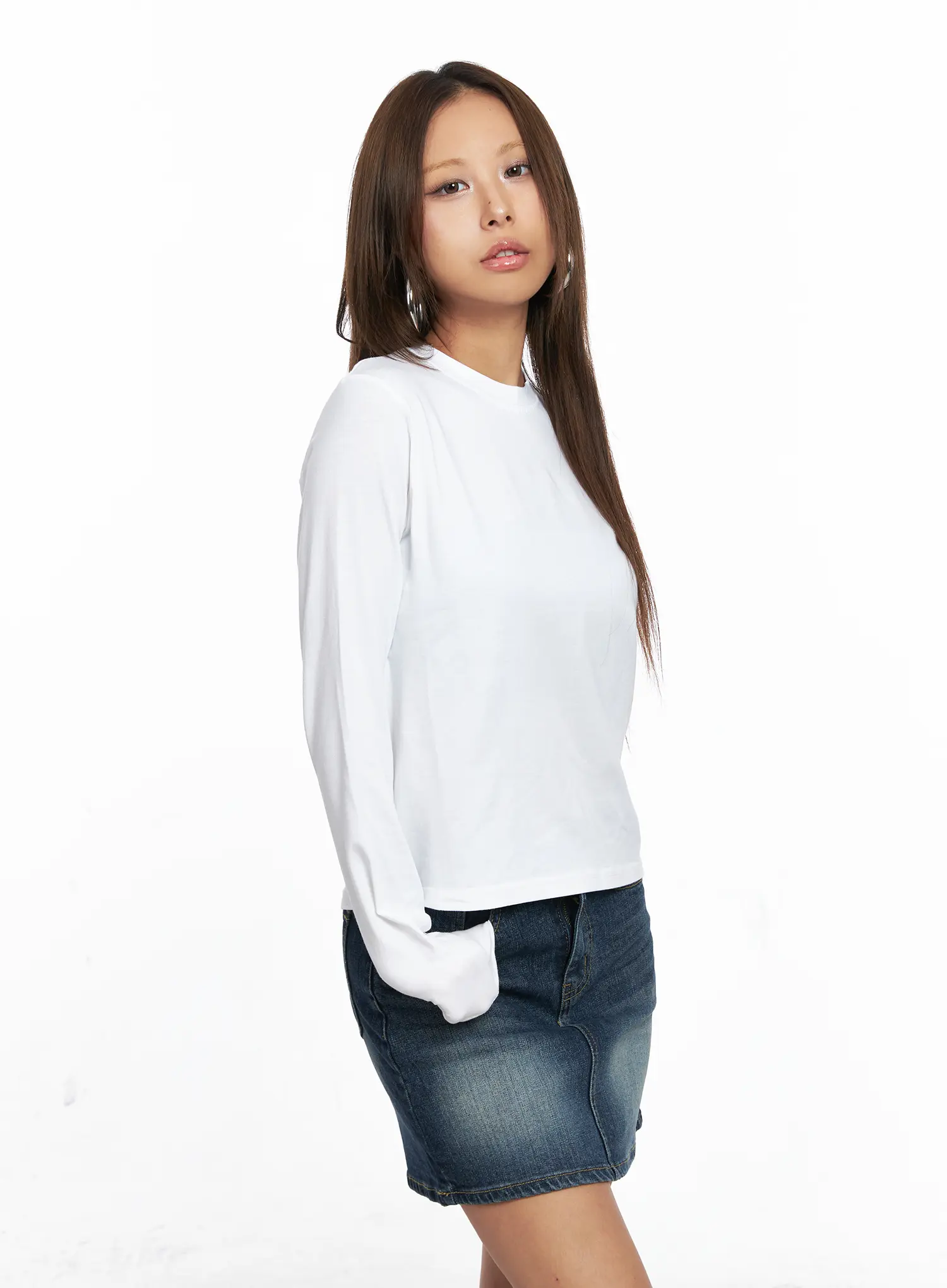 Basic Round Neck Cropped Long Sleeve Top CO513 - Image 7