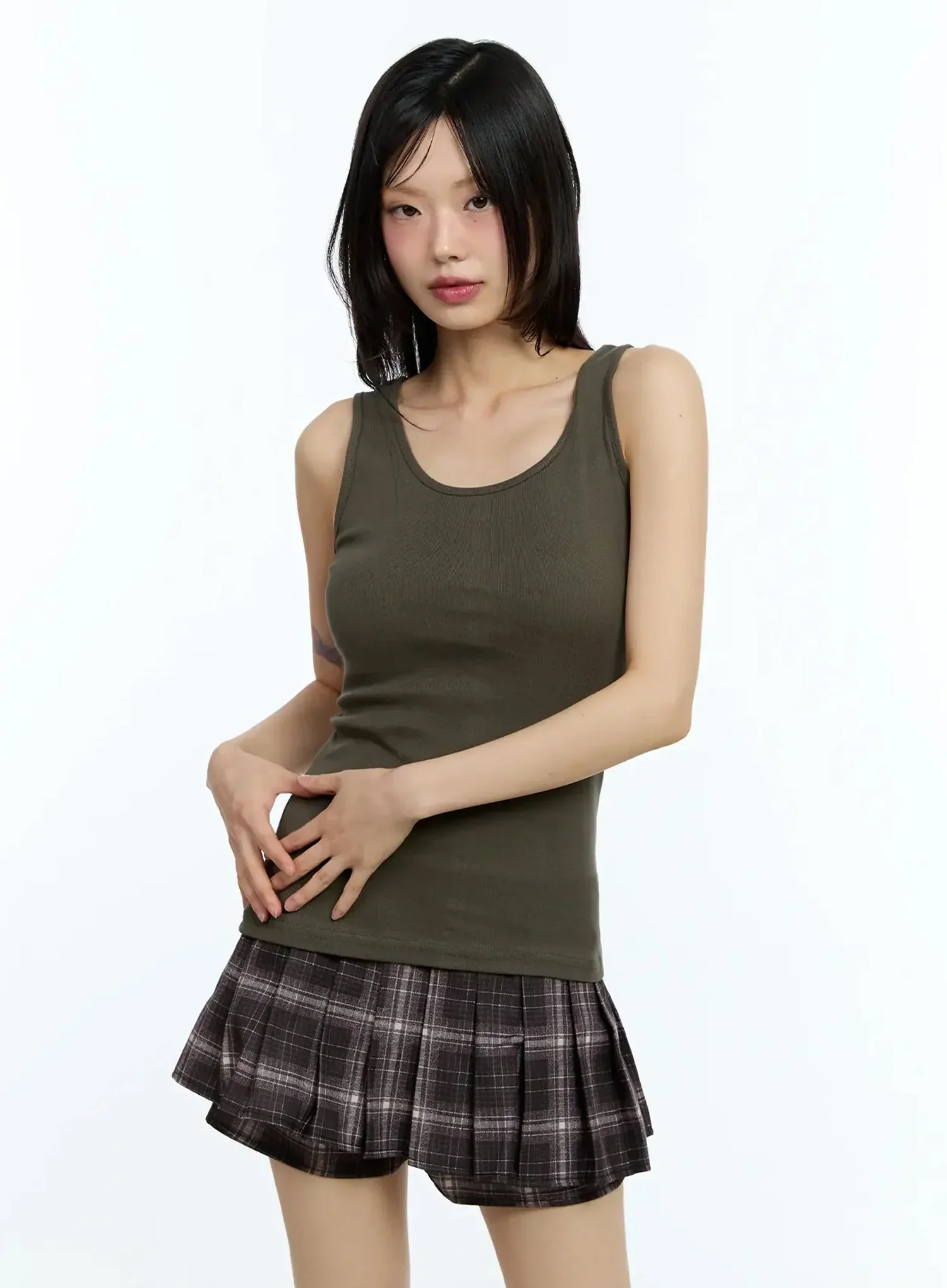 Basic Slim-Fit Tank Top IU524 - Image 16