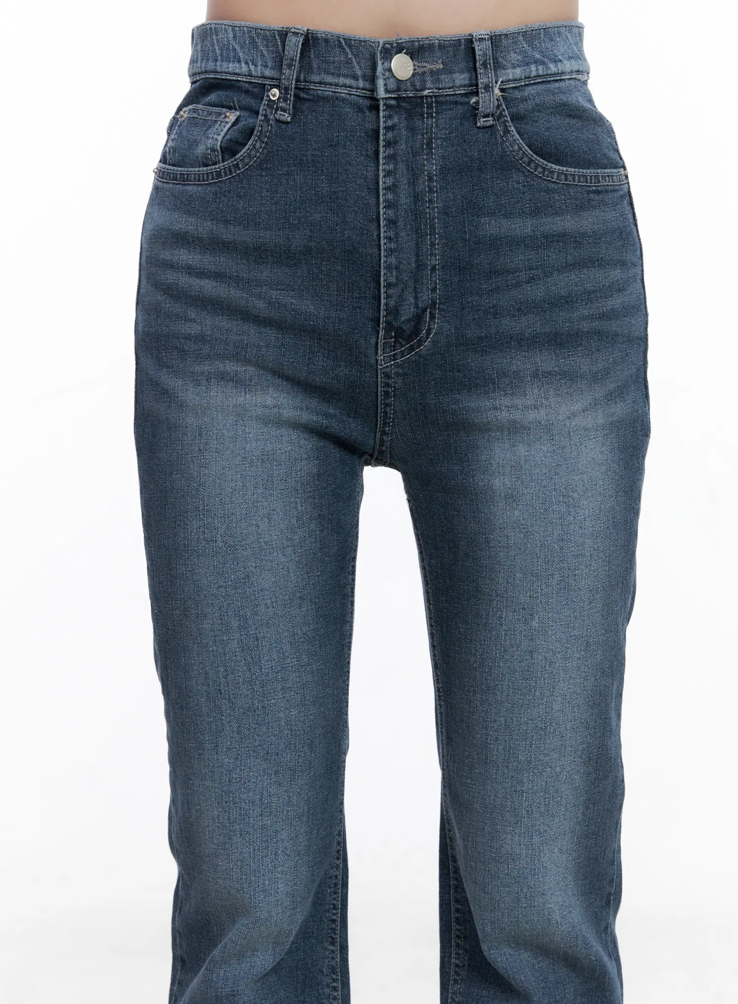 Baylor Mid-Rise Flared Jeans CS519 - Image 3