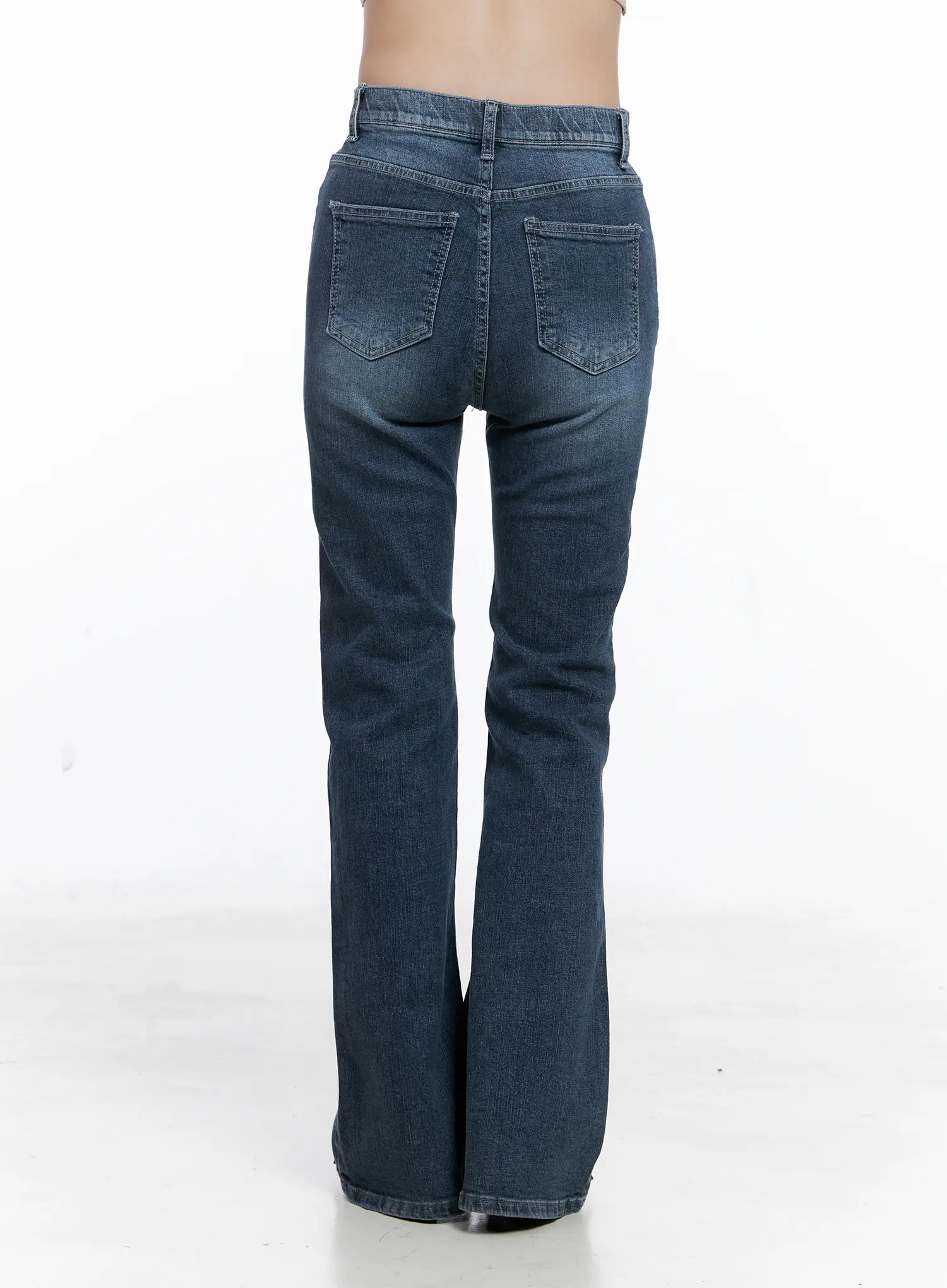 Baylor Mid-Rise Flared Jeans CS519 - Image 6