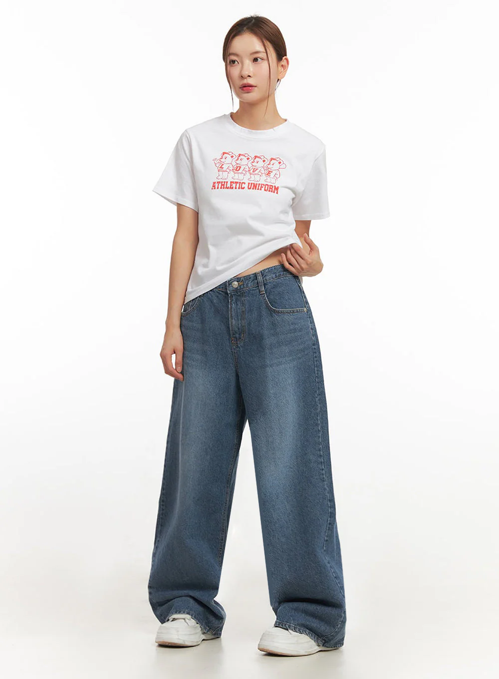 Bear Graphic Tee IM513 - Image 2