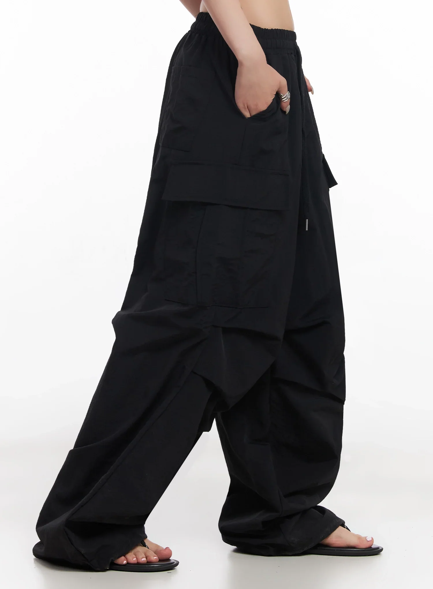 Black Utility Wide-Fit Cargo Pants IC503 - Image 10