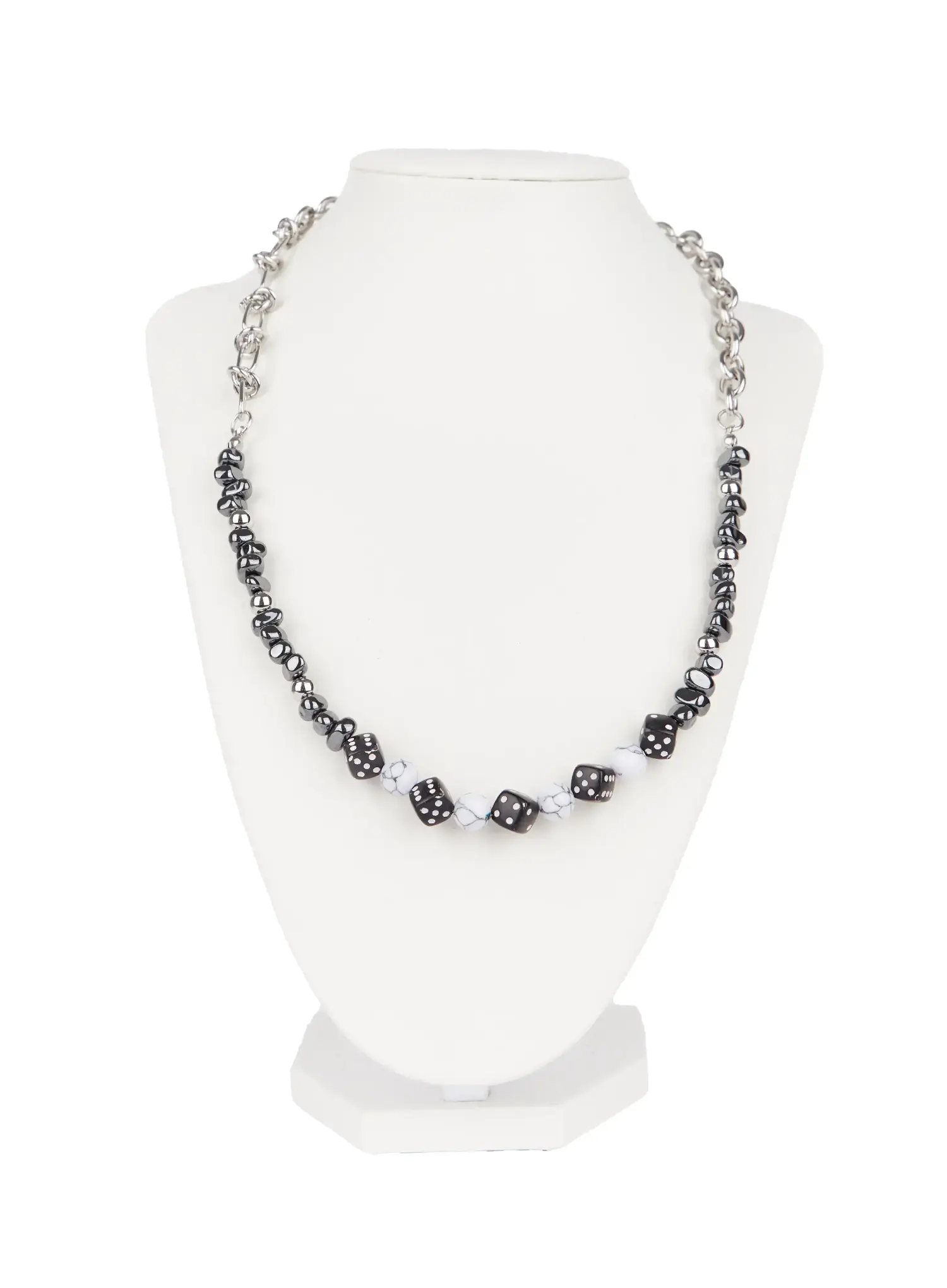 Bold Dice Beaded Necklace IO502 - Image 6