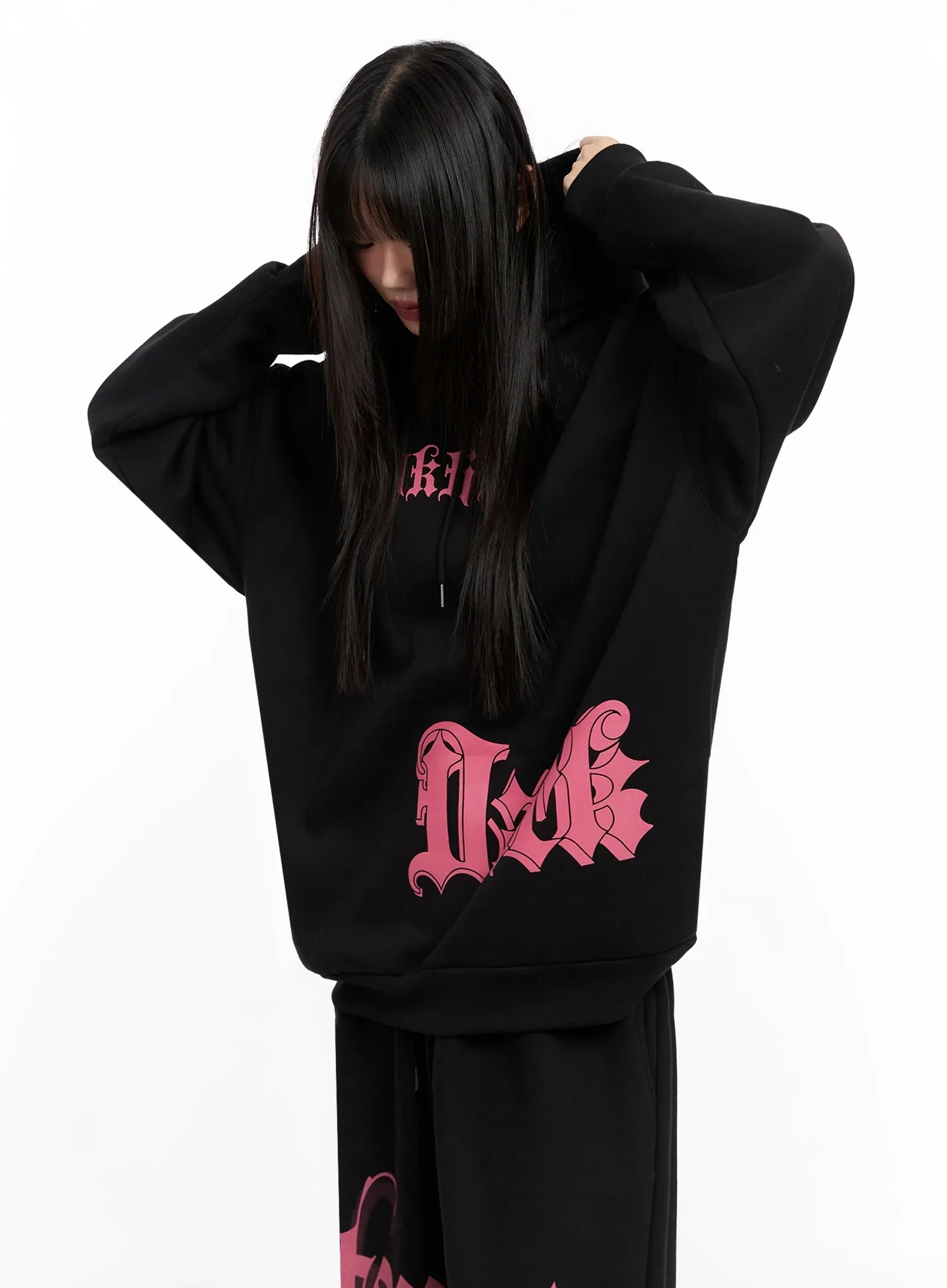 Bold Graphic Oversized Hoodie IN503 - Image 6