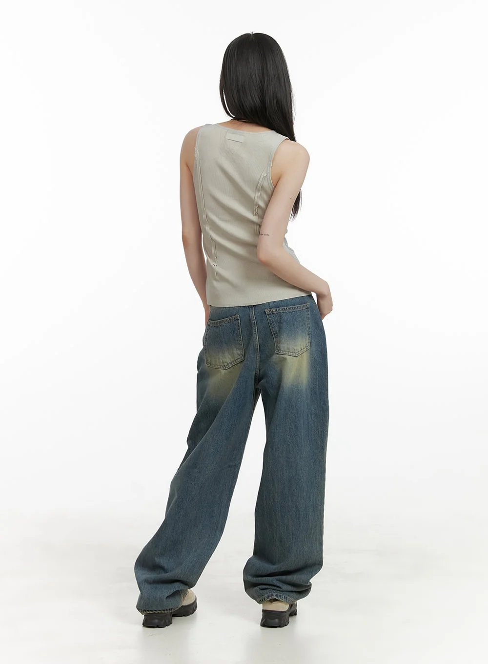 Breezy Wide-Fit Baggy Jeans CY414 - Image 4