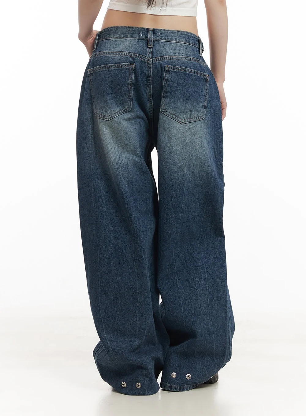 Bri Oversized Buttoned Baggy Jeans CF518 - Image 7