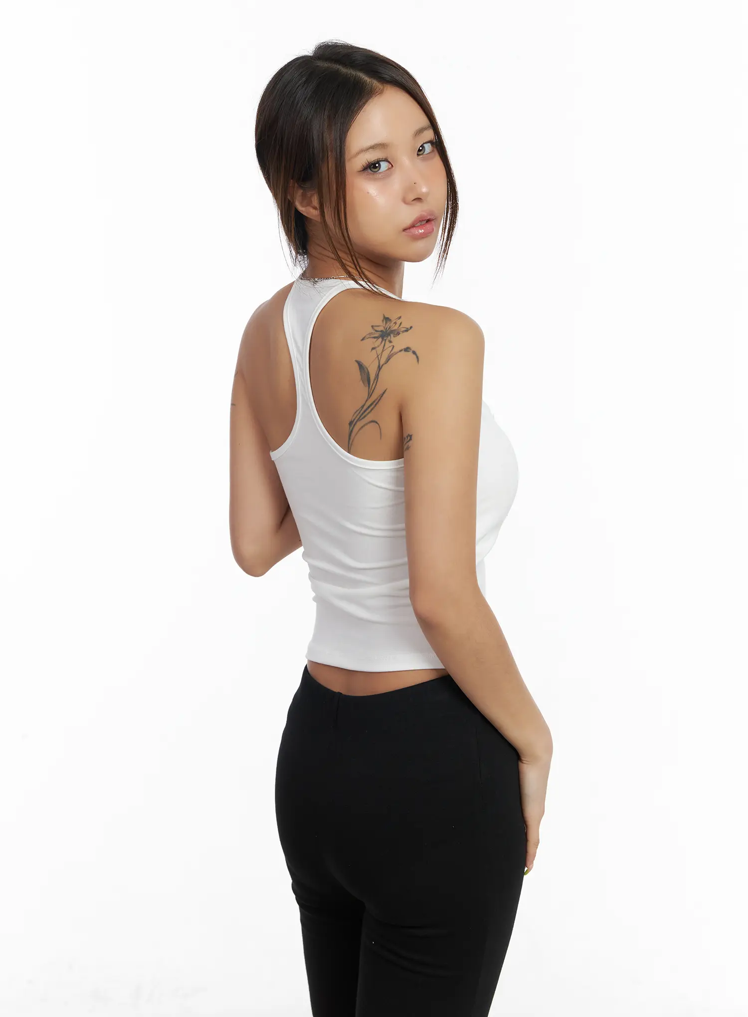 Buttoned Crop Sleeveless Top CM525 - Image 2