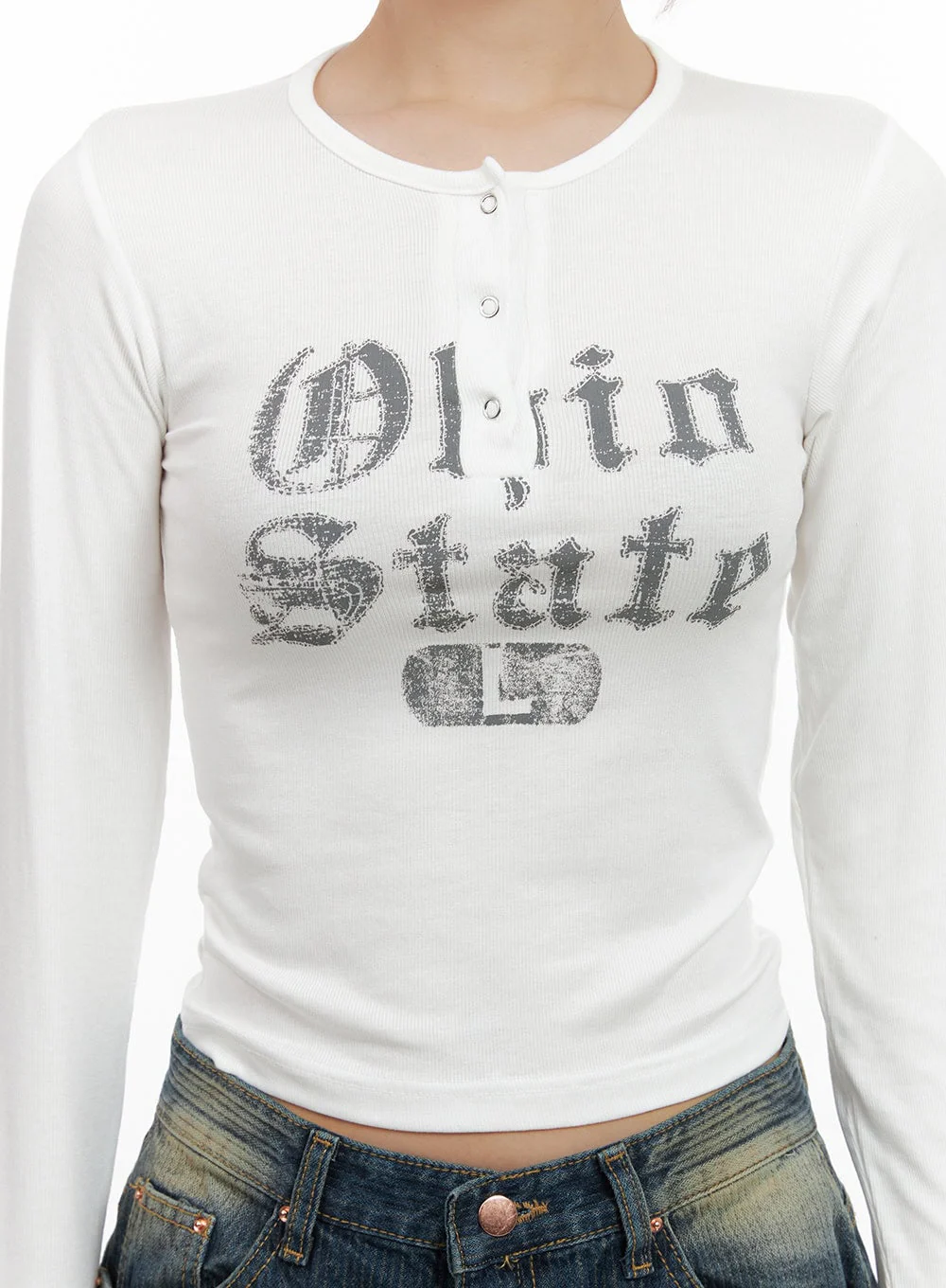 Buttoned Graphic Long Sleeve CG423 - Image 3