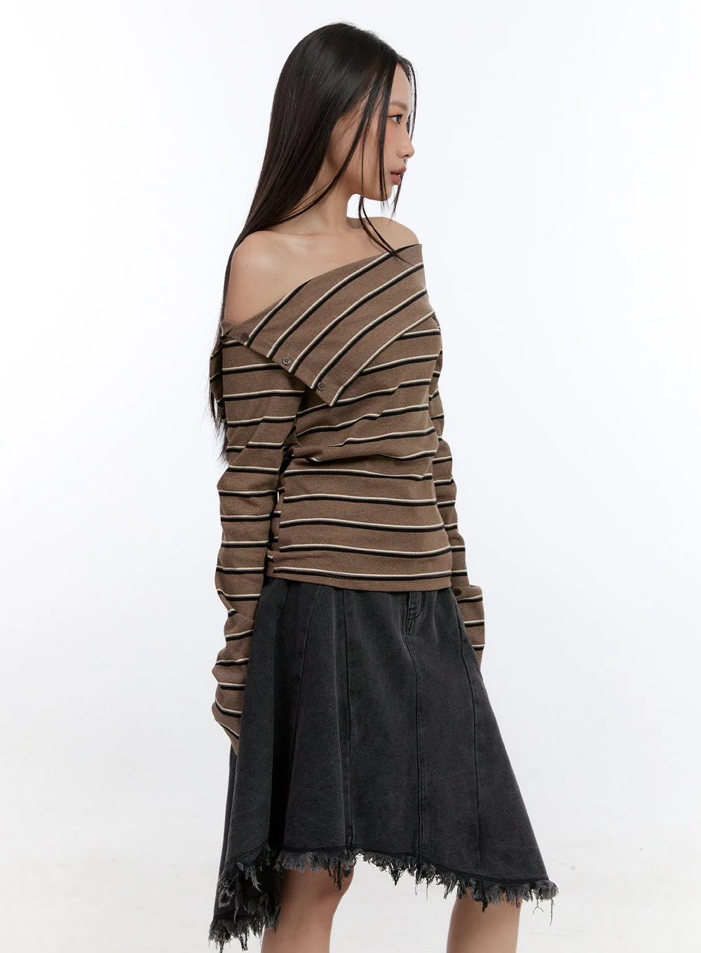 Buttoned Off-Shoulder Stripe Tee CN401 - Image 6