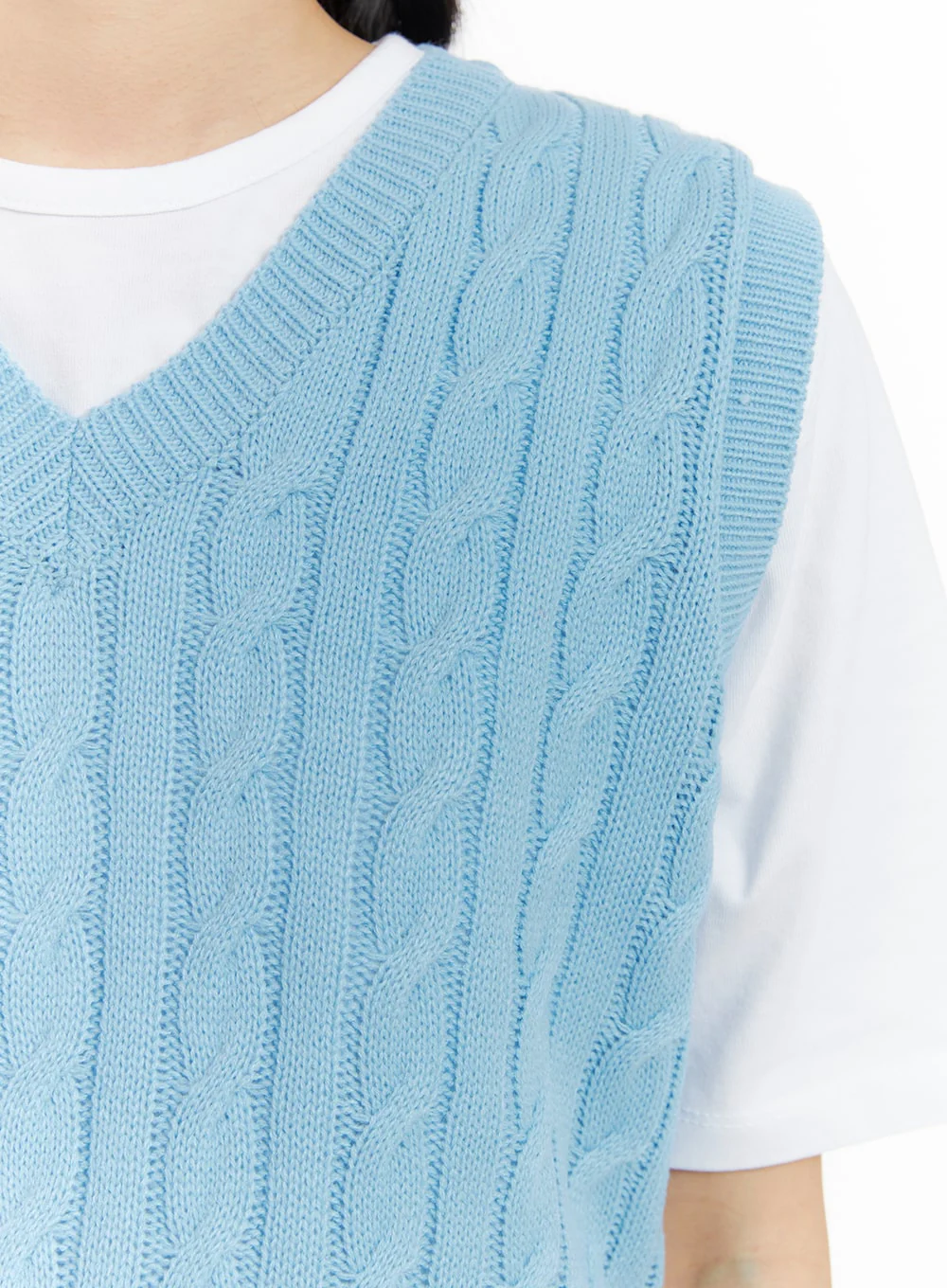 Cable Knit Sweater Vest OM408 - Image 3