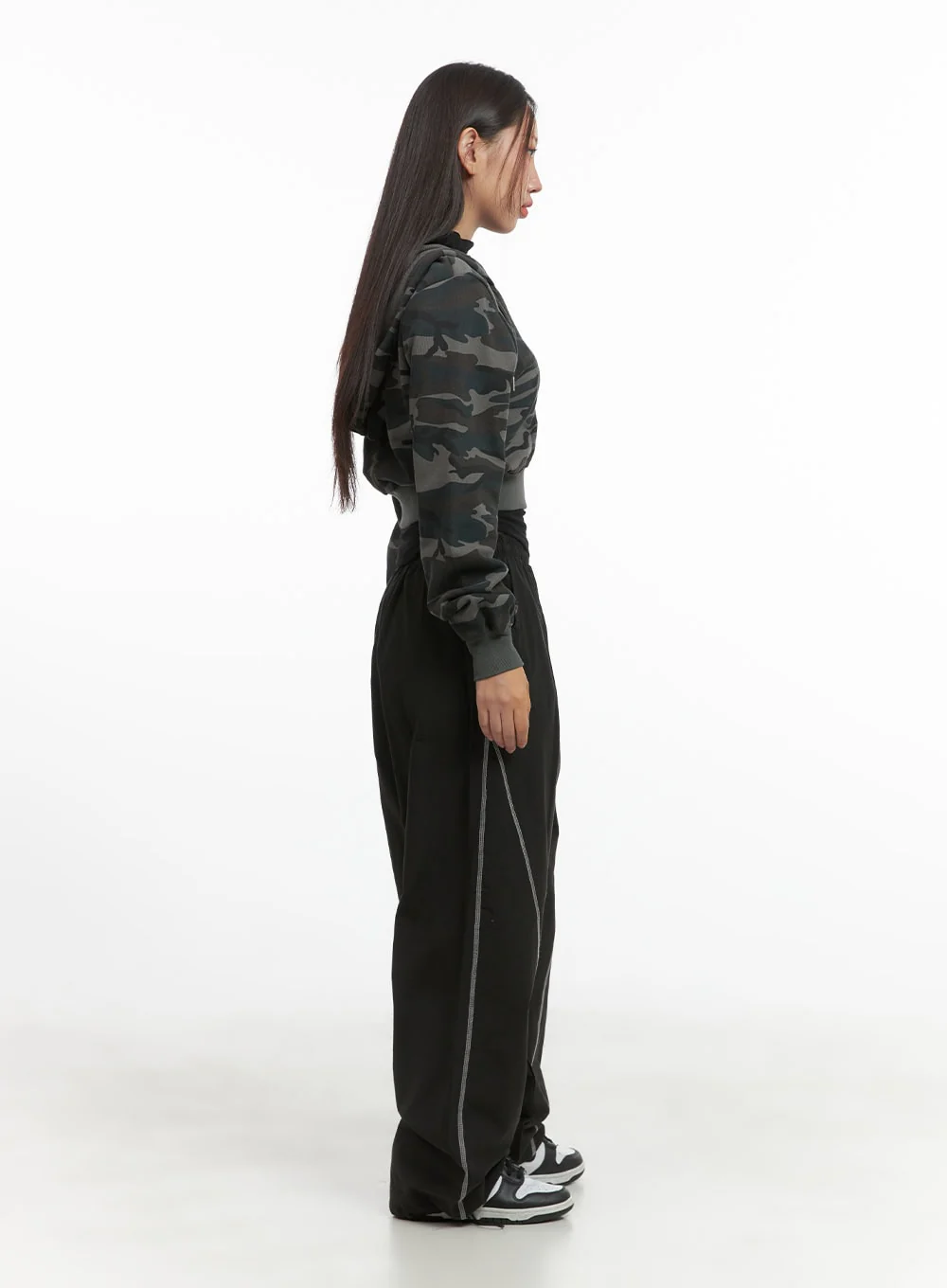 Camo Cropped Hoodie Zip-up CO402 - Image 3