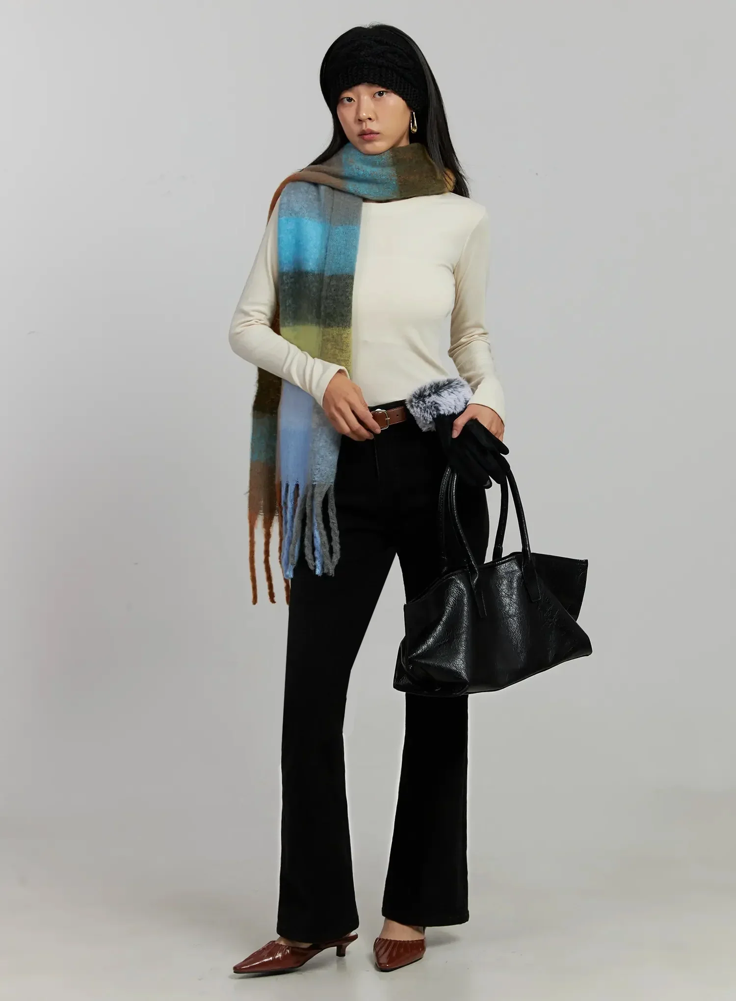 Chae High-Rise Bootcut Jeans IJ505 - Image 12