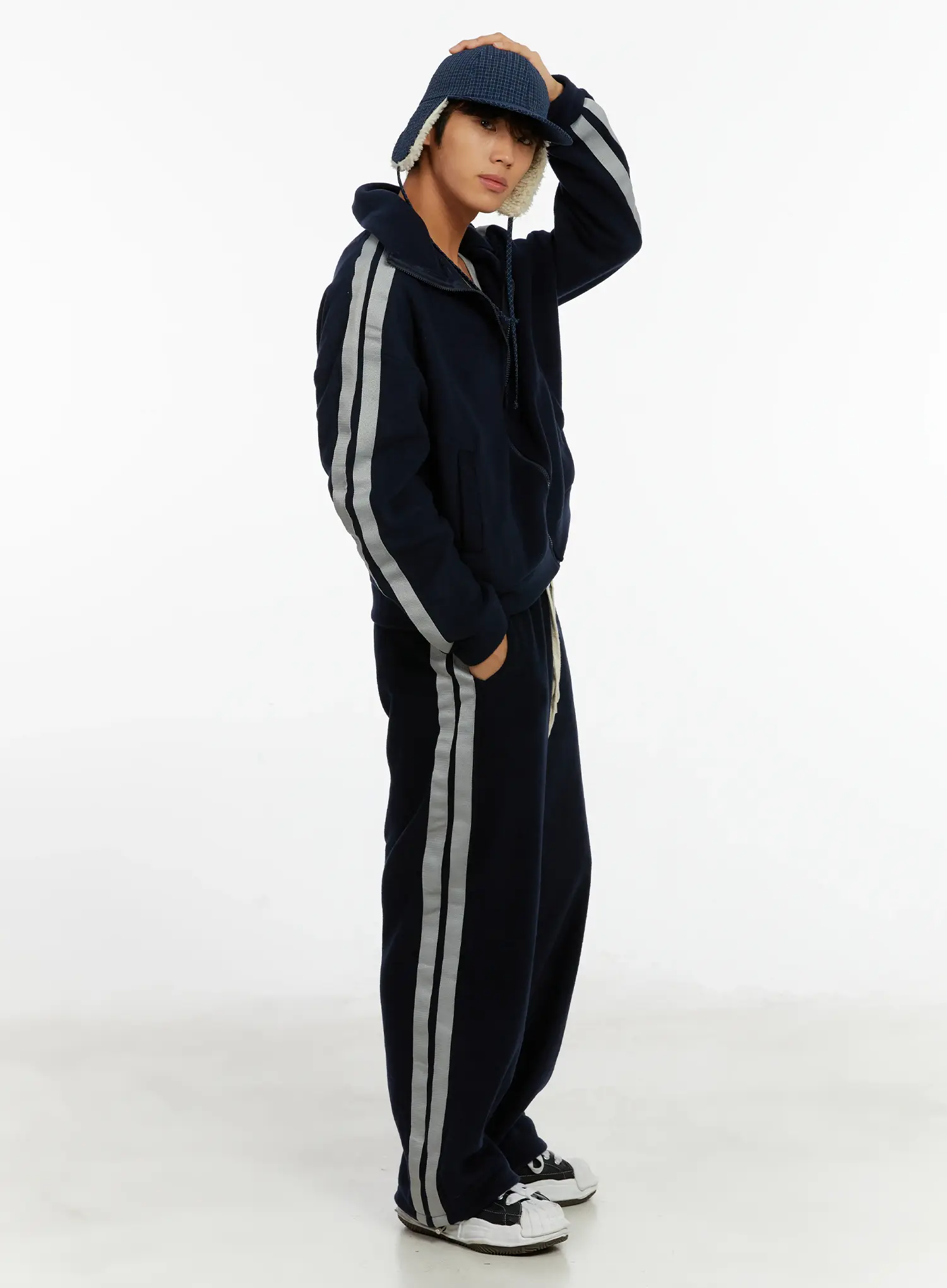 Checkered Earflap Winter Cap ID523 - Image 7