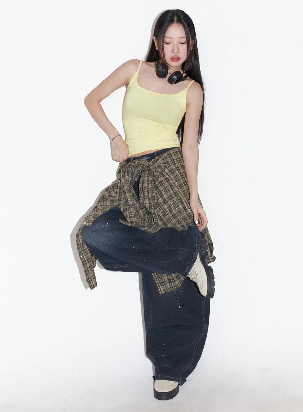 Checkered Oversize Collared T-Shirt IM525 - Image 11