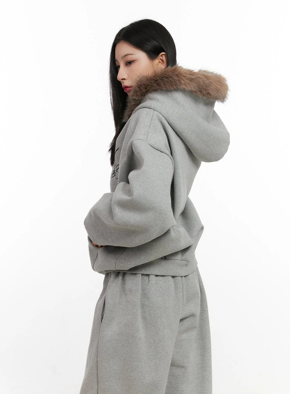 Chic Fur Zip-Up Hoodie CN416 - Image 4