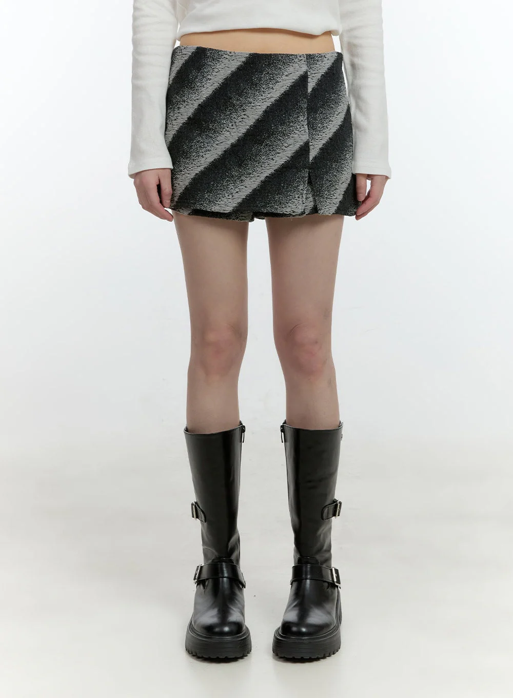 Chic Patterned Mini Skort CF507 - Image 10