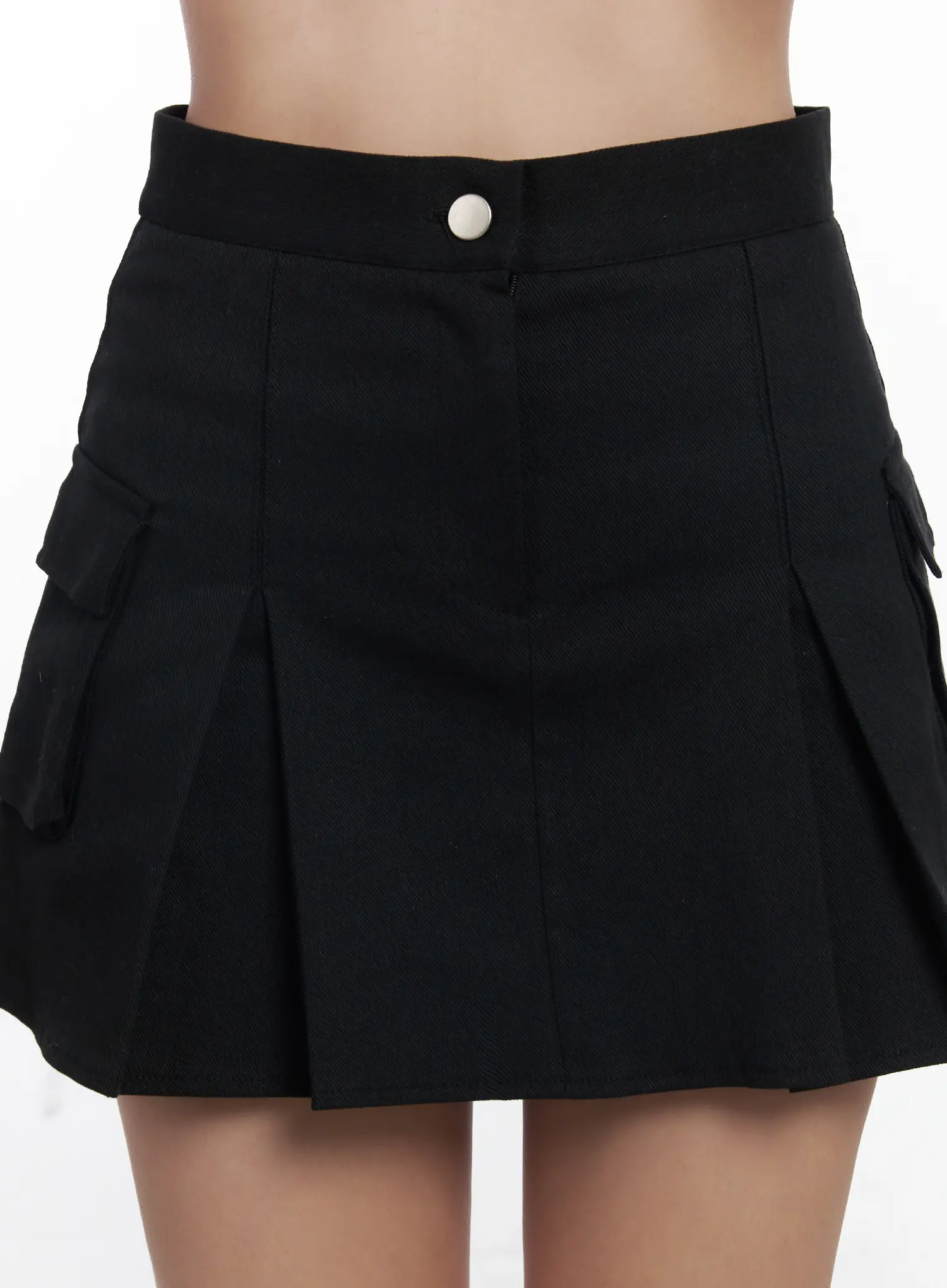 Chic Pleated Cargo Mini Skirt CF503 - Image 9
