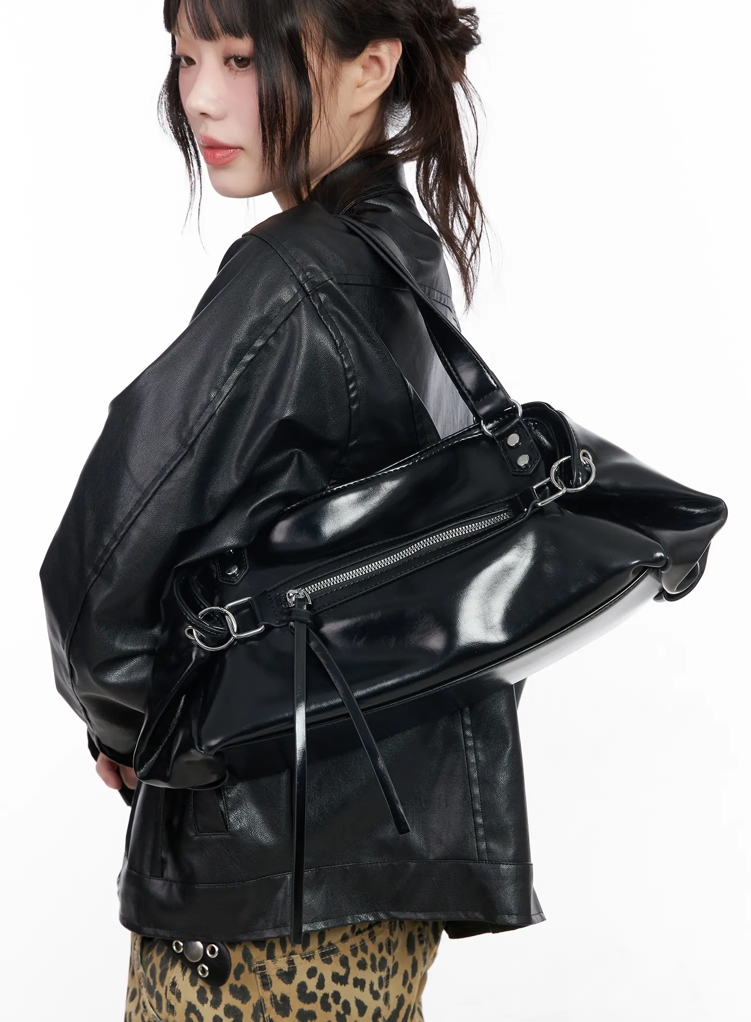 Chic Vegan Leather Shoulder Bag CM526 - Image 3