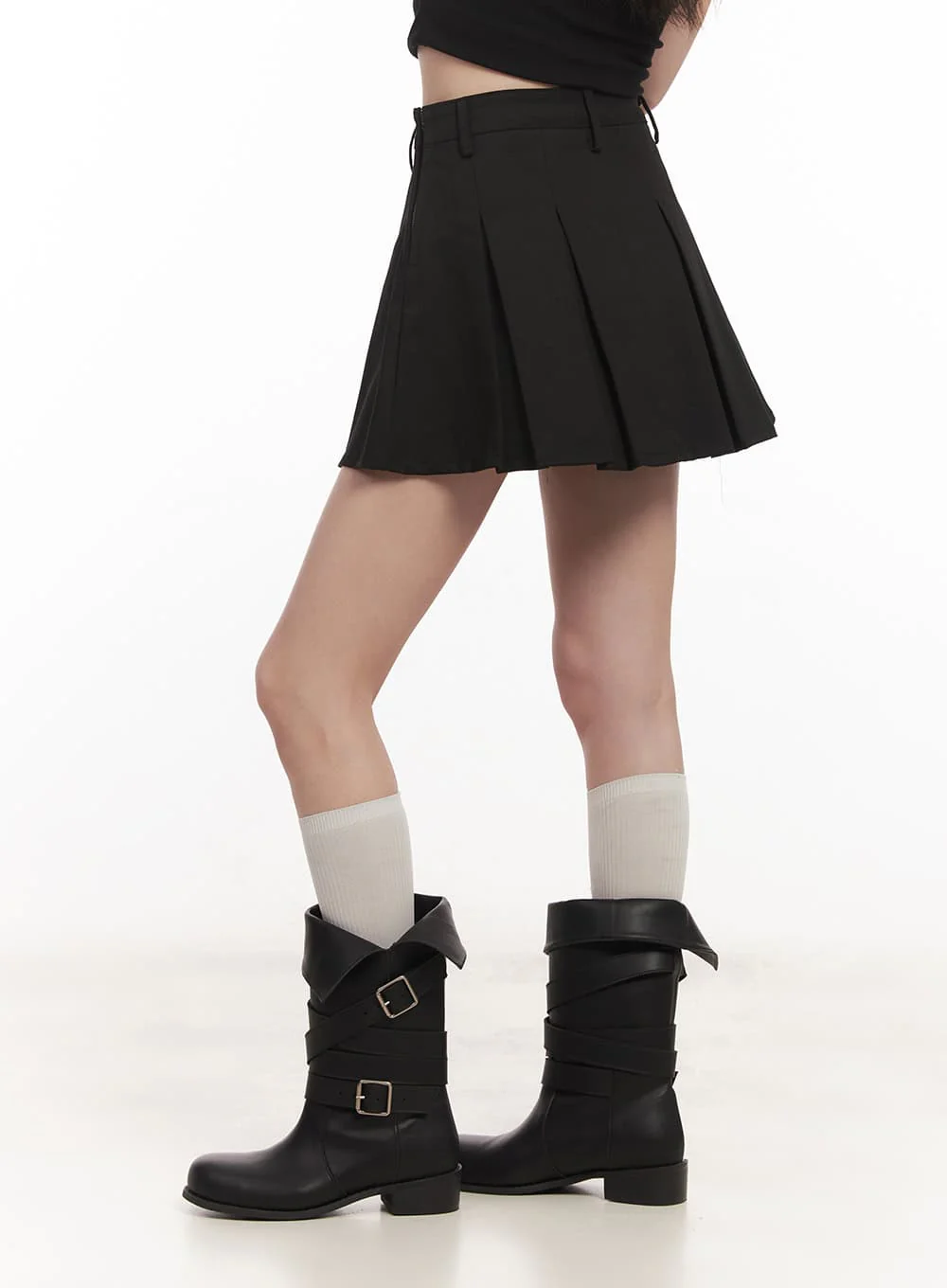Classic Pleated Mini Skirt CM518 - Image 3