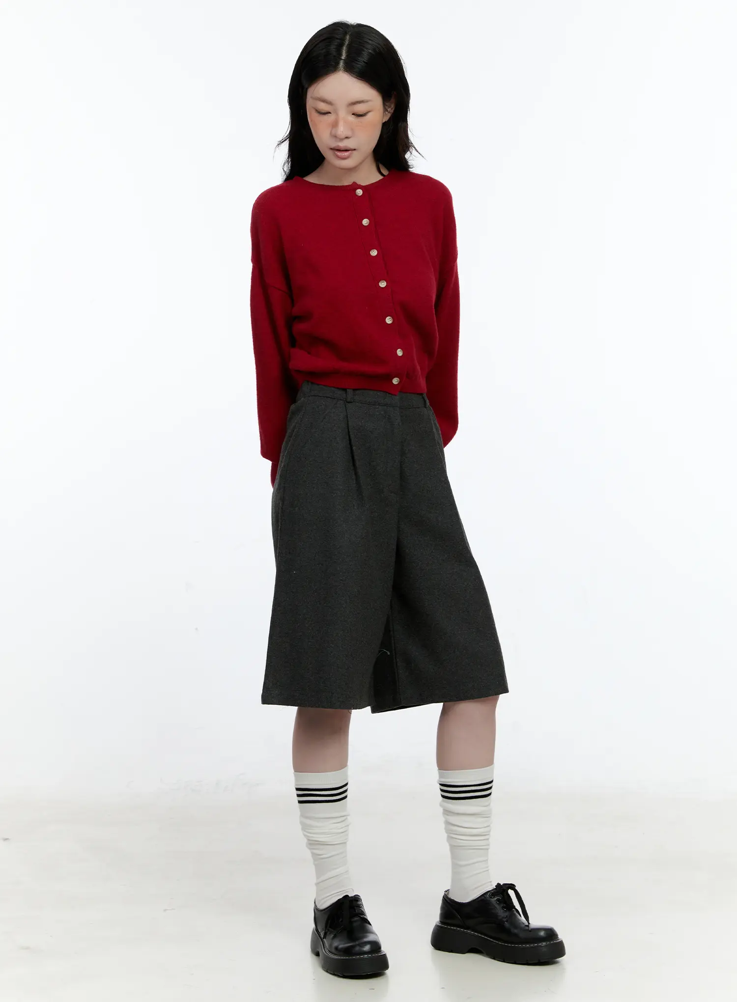 Classic Round Neck Cardigan CN517 - Image 3