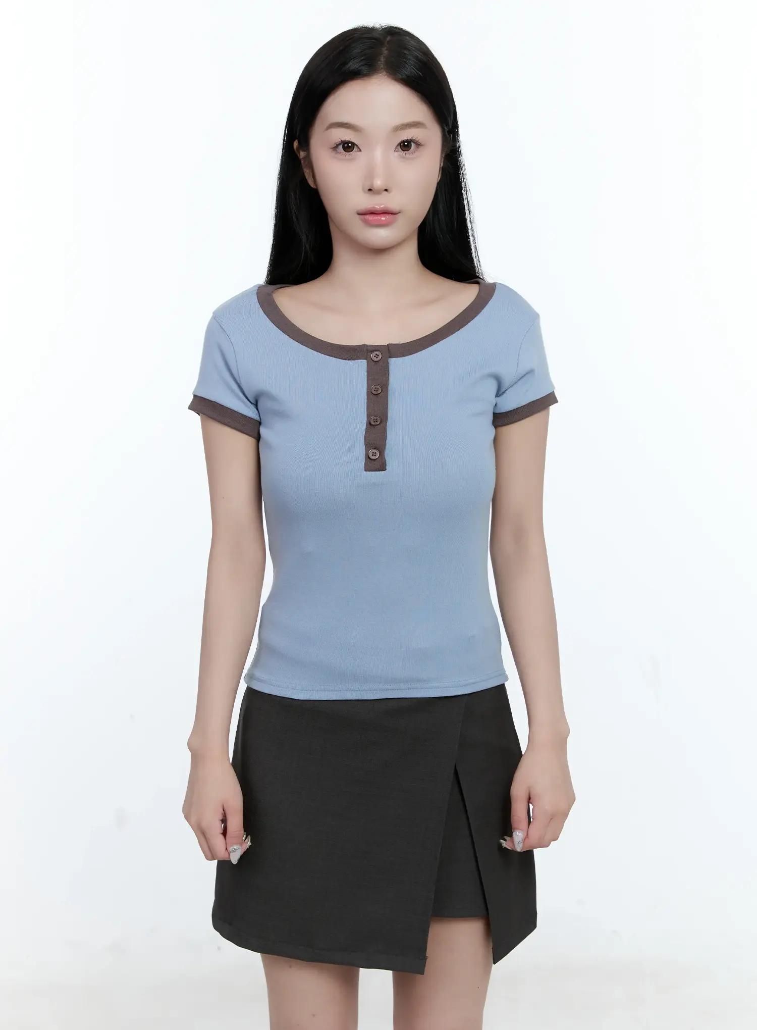 Contrast Basic U-Neck Tee CL530 - Image 10
