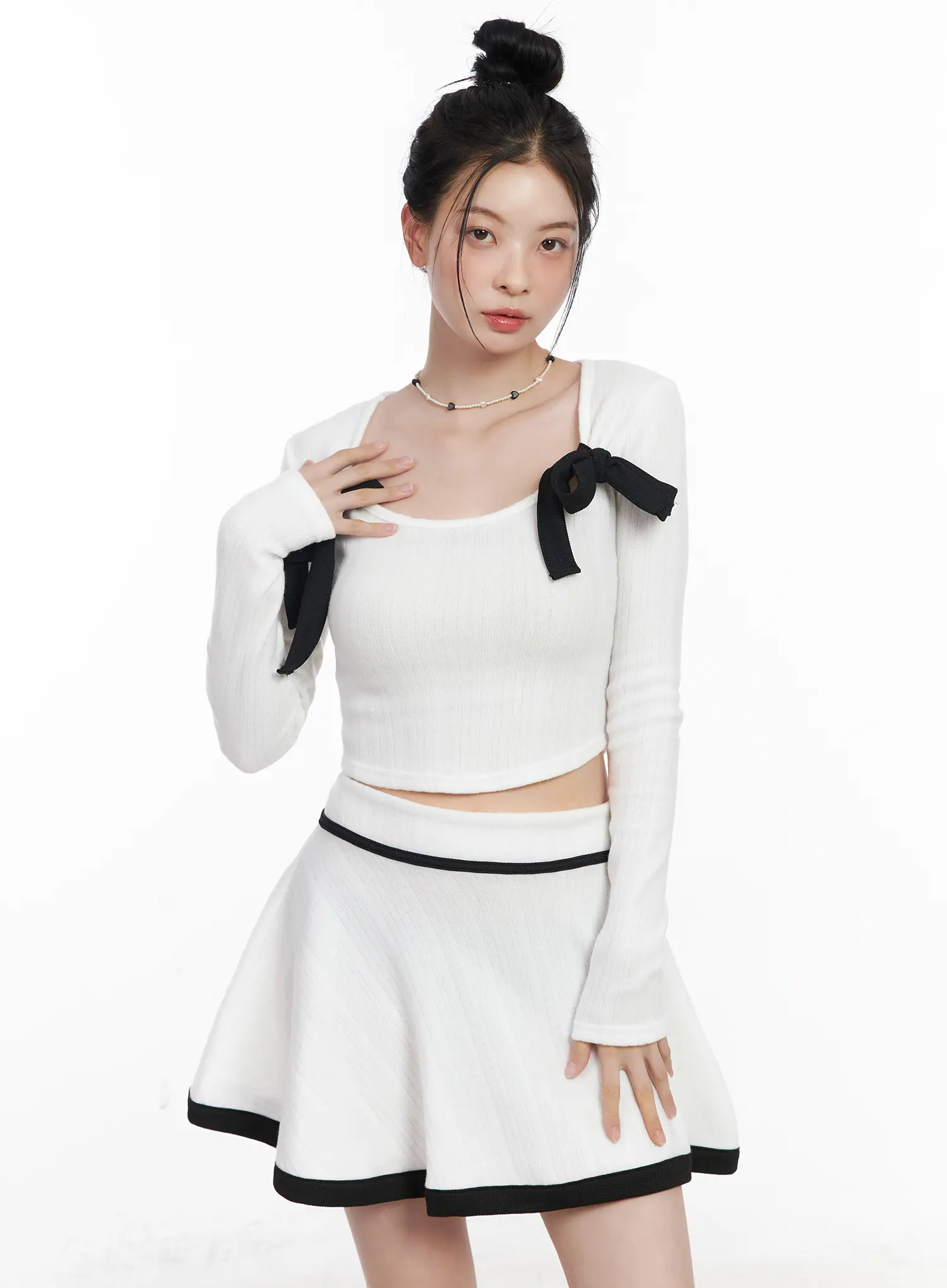 Contrast Ribbon Two-Piece Set CJ520