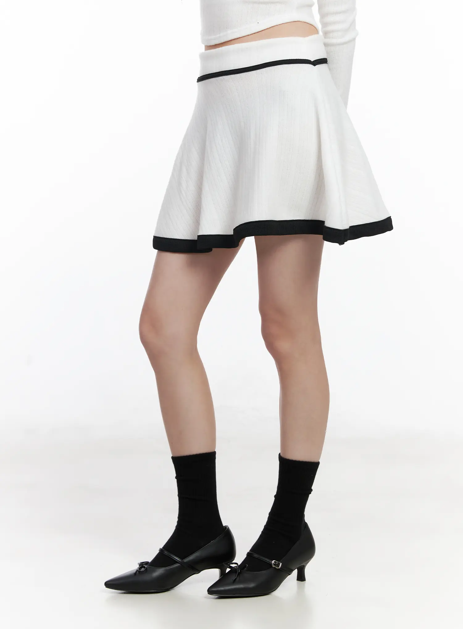 Contrast Ribbon Two-Piece Set CJ520 - Image 9