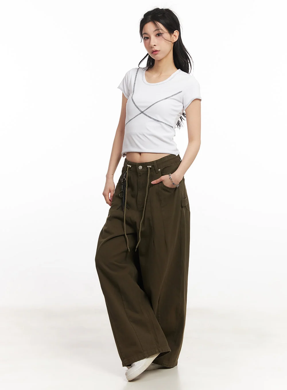 Contrast-Stitch Crop Tee CA514 - Image 5