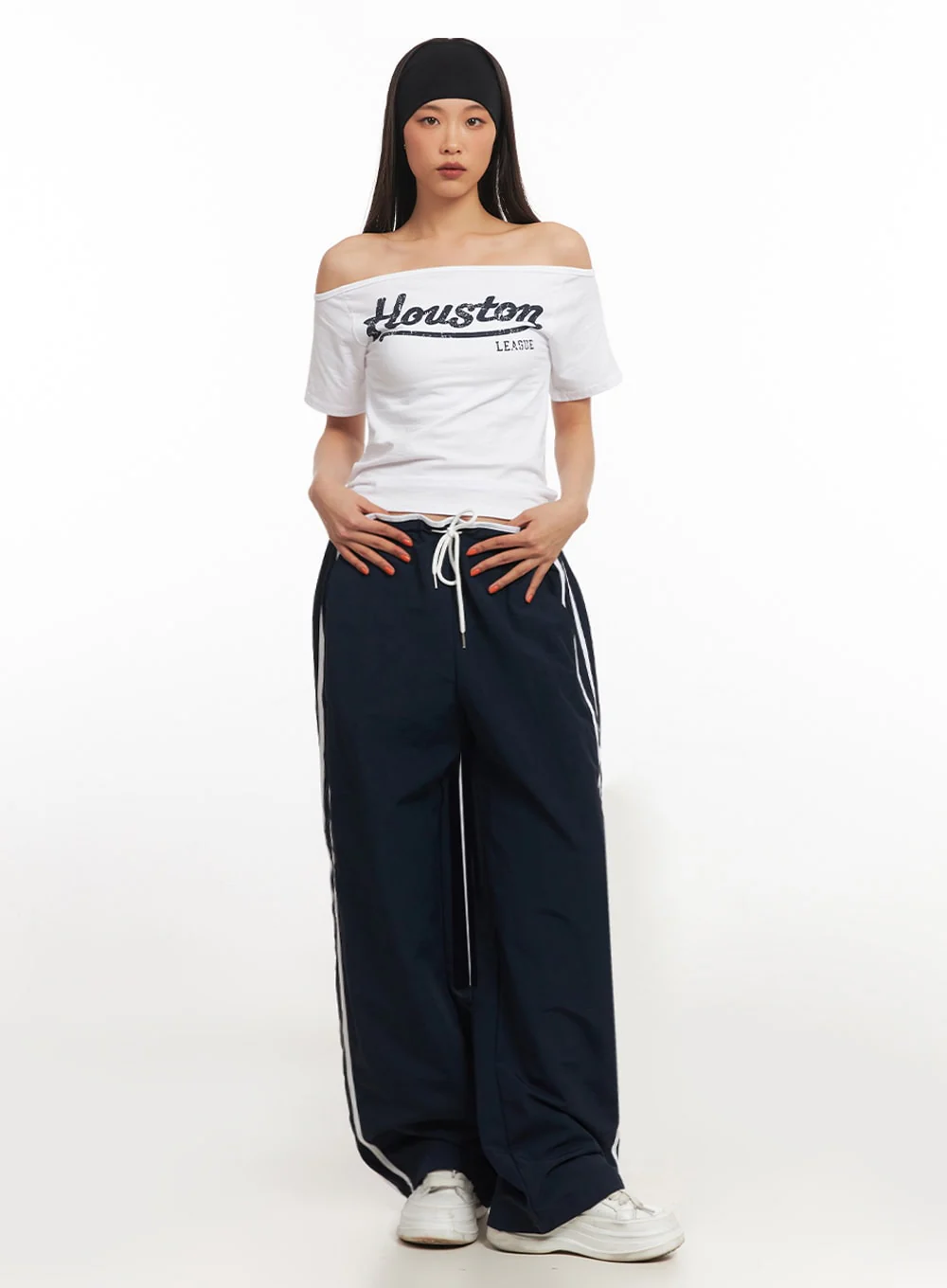 Cotton Graphic Off-Shoulder T-Shirt IA507 - Image 3