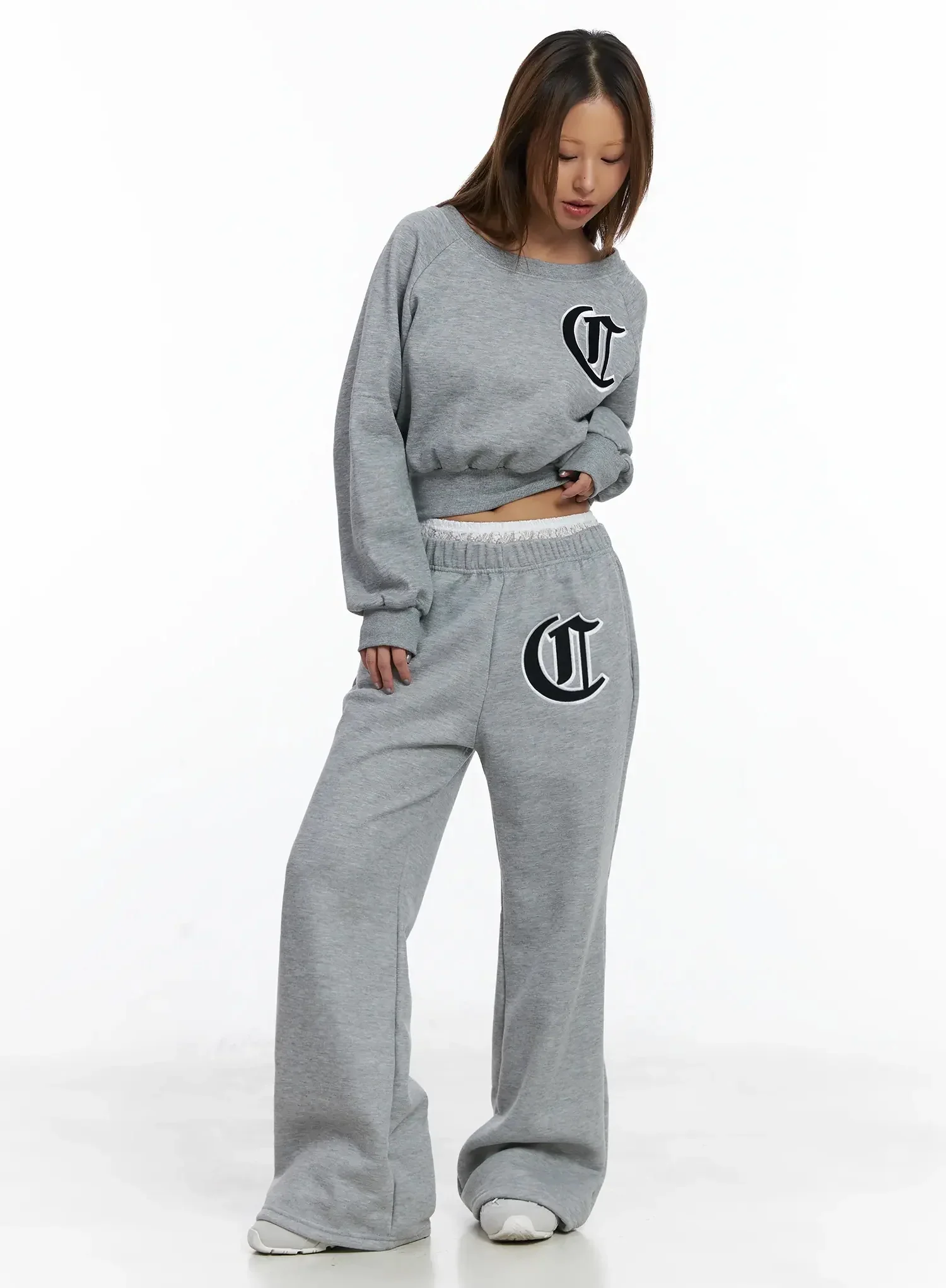 Cozy Graphic Thermal Crop Sweatshirt IN528 - Image 8