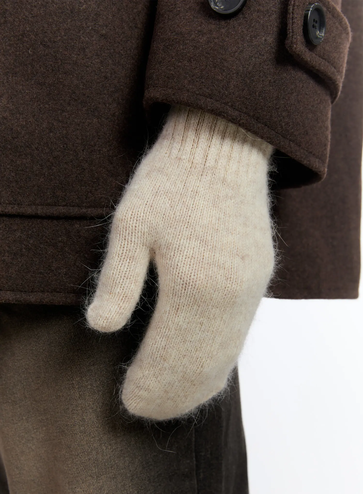 Cozy Winter Mittens IN528 - Image 2