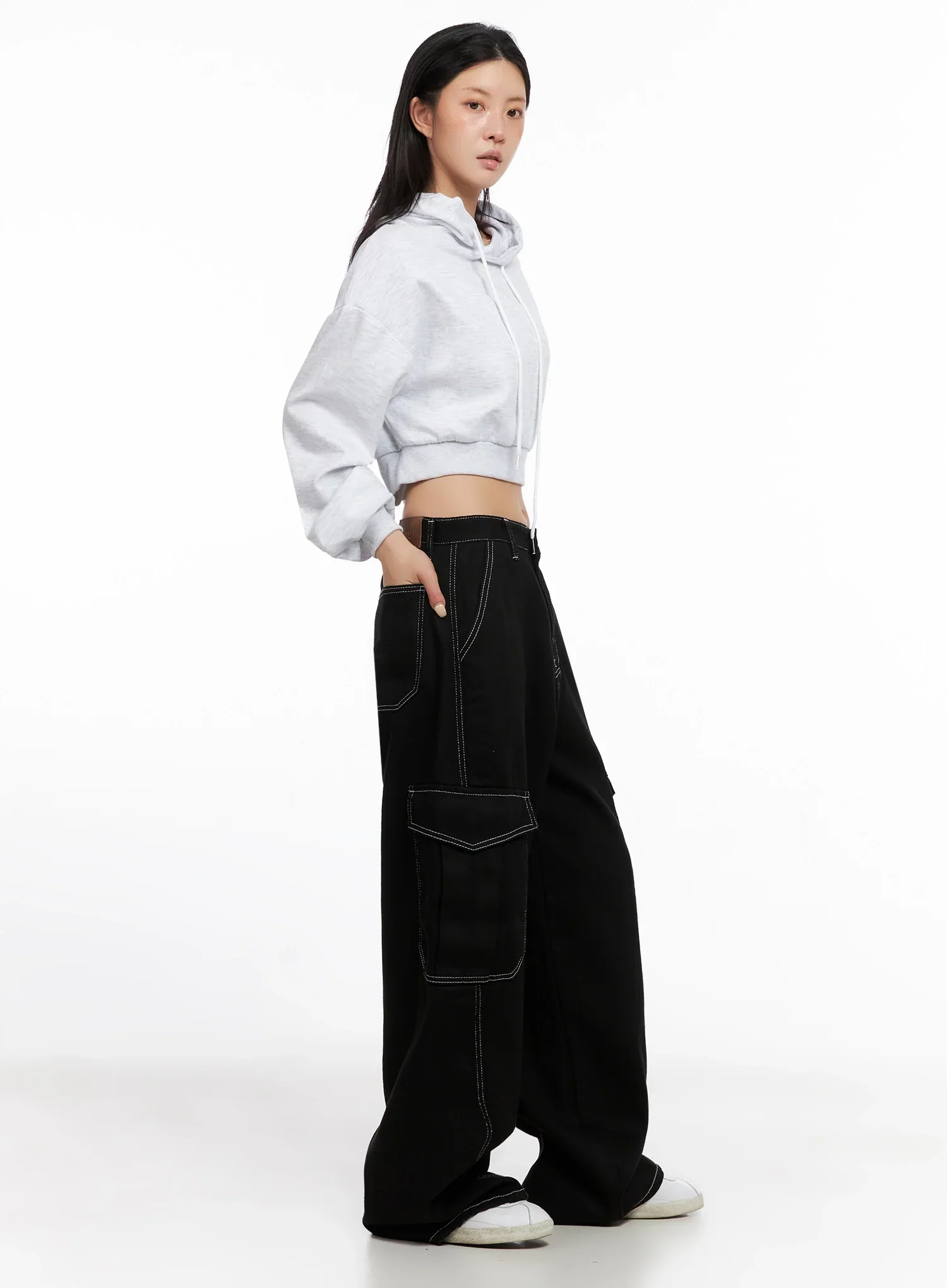 Cropped Essential Hoodie IS515 - Image 9