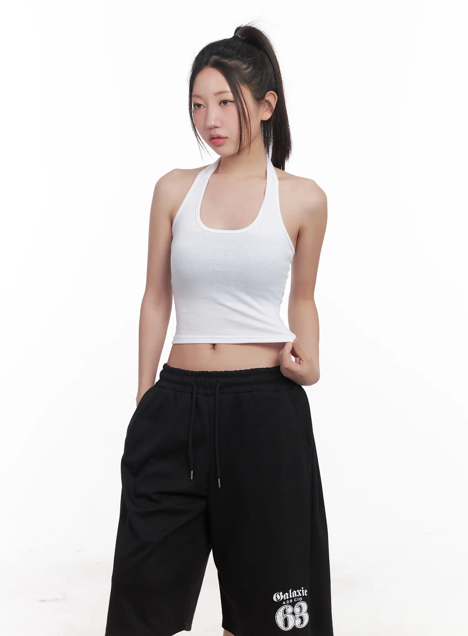 Cropped Halter Top CU517 - Image 2