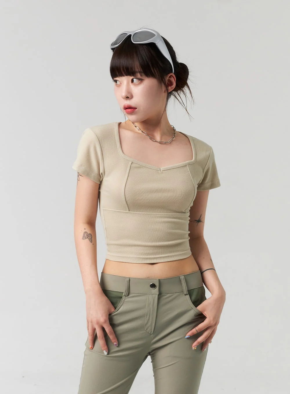 Cut Out Back Tee CL317 - Image 9