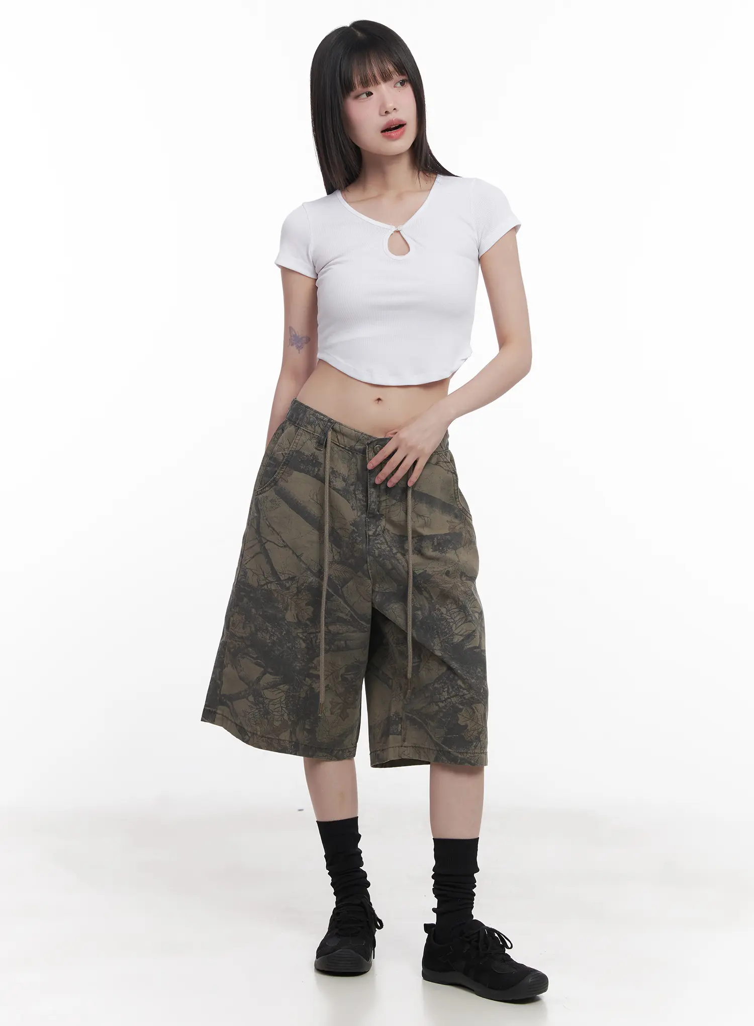 Cut-Out Crop Tee CU520 - Image 2