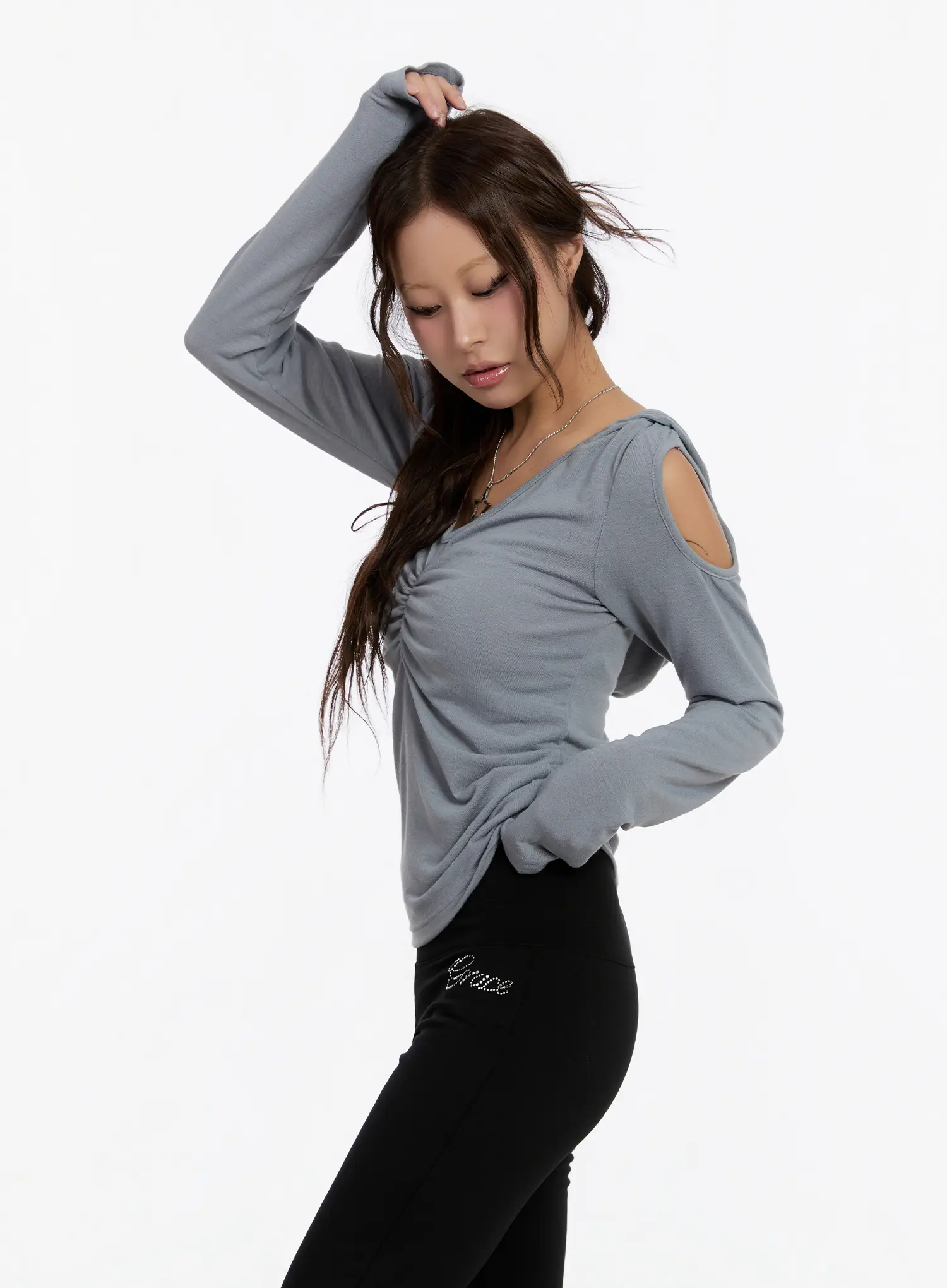 Cut-Out Shirred Hoodie CN527 - Image 6