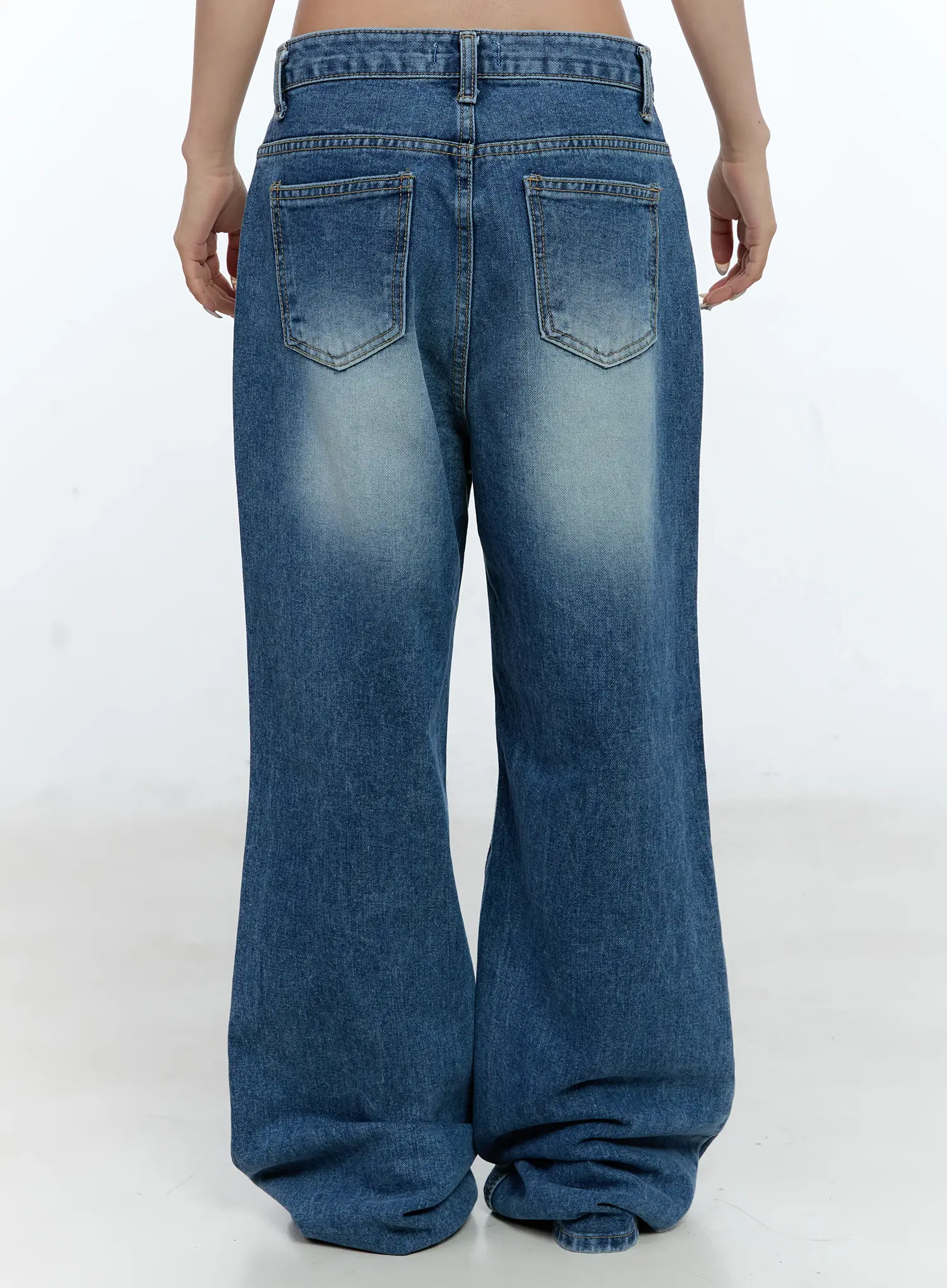 Dabin Classic Straight-Fit Denim Jeans CL530 - Image 7