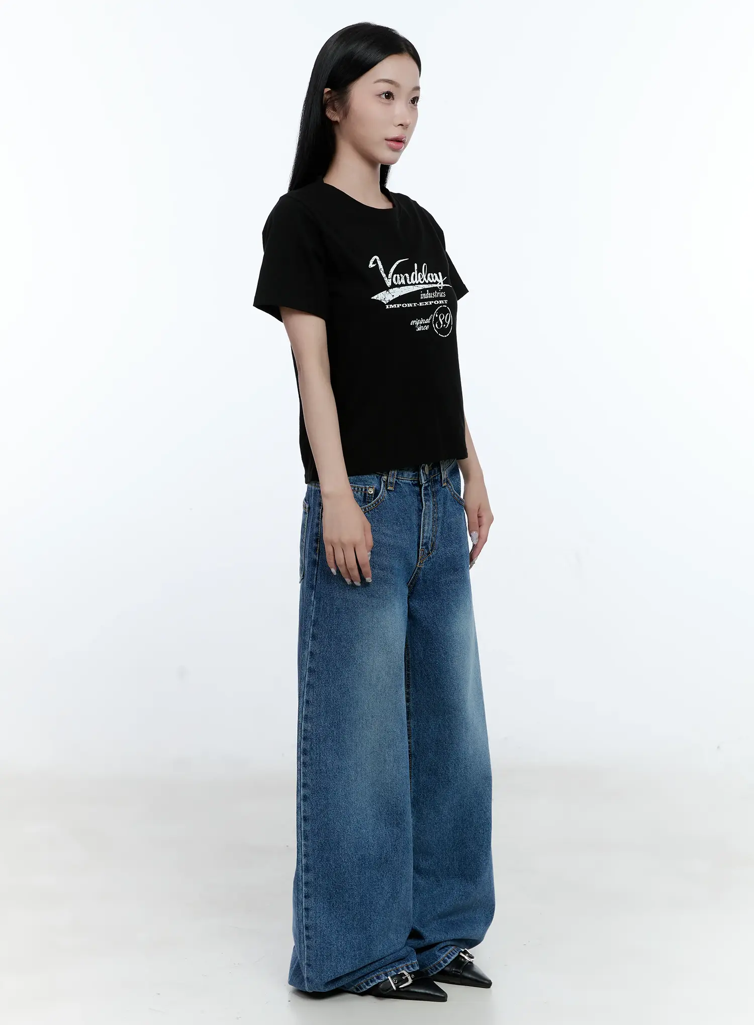 Dahye Washed Relaxed-Fit Denim Jeans CL530 - Image 3