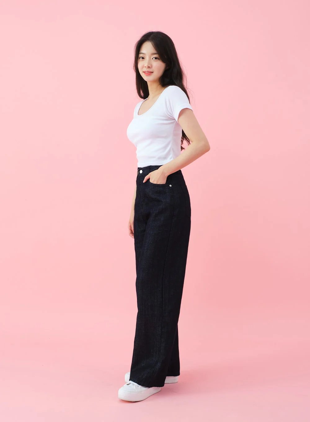 Deep Round Neck Basic Crop T-Shirt BU5 - Image 4